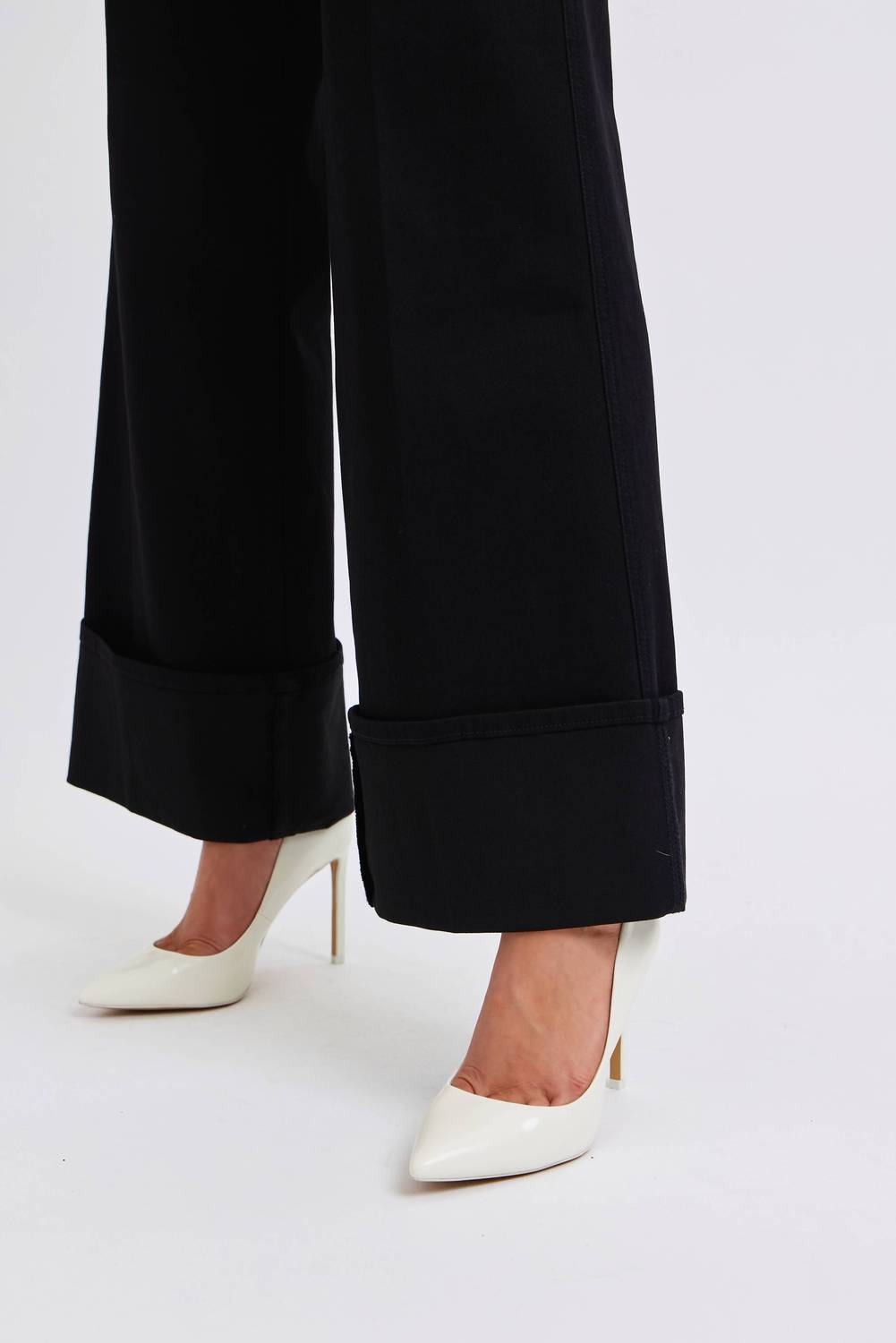 Judy Blue - High Waisted Retro Wide Cuffed Denim Jean