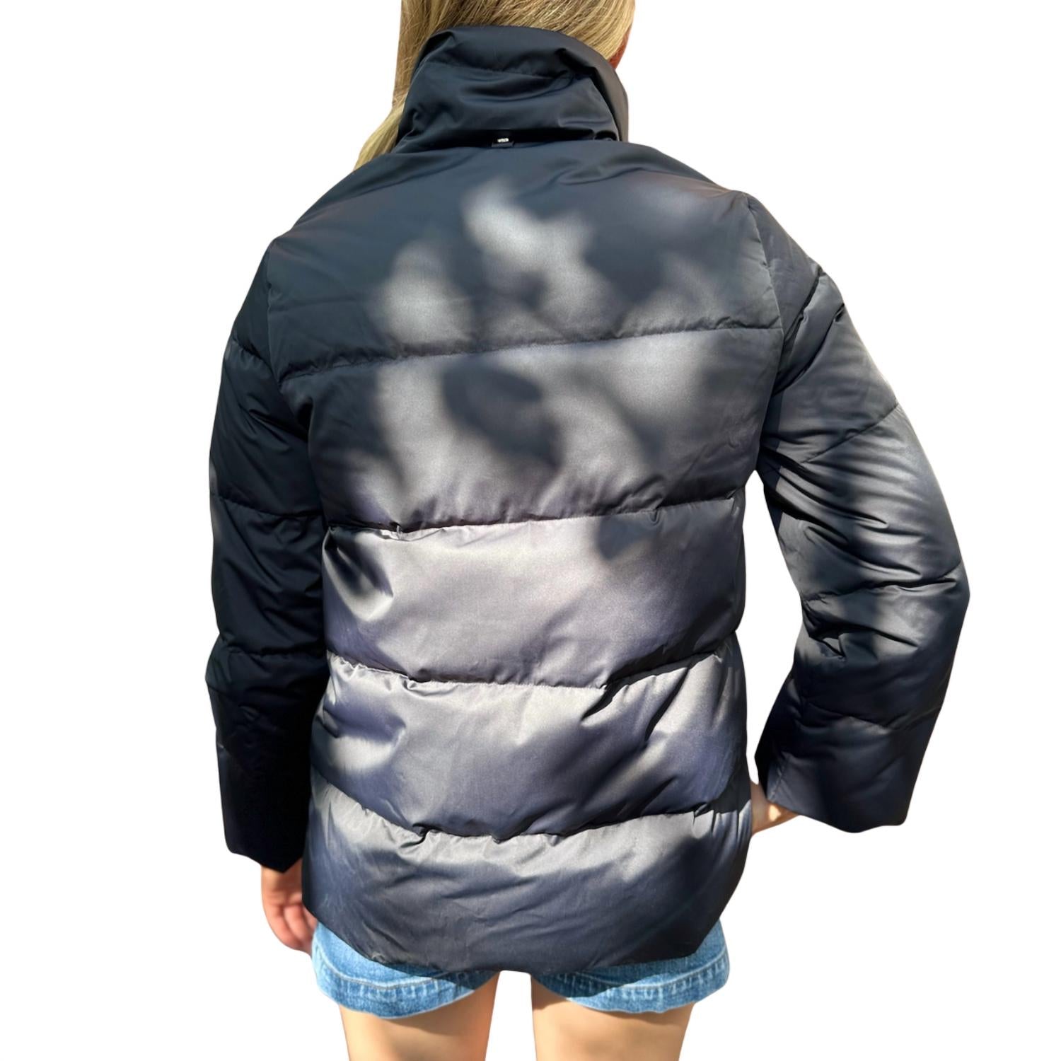 Adroit Atelier - Bunta Funnel Down Jacket