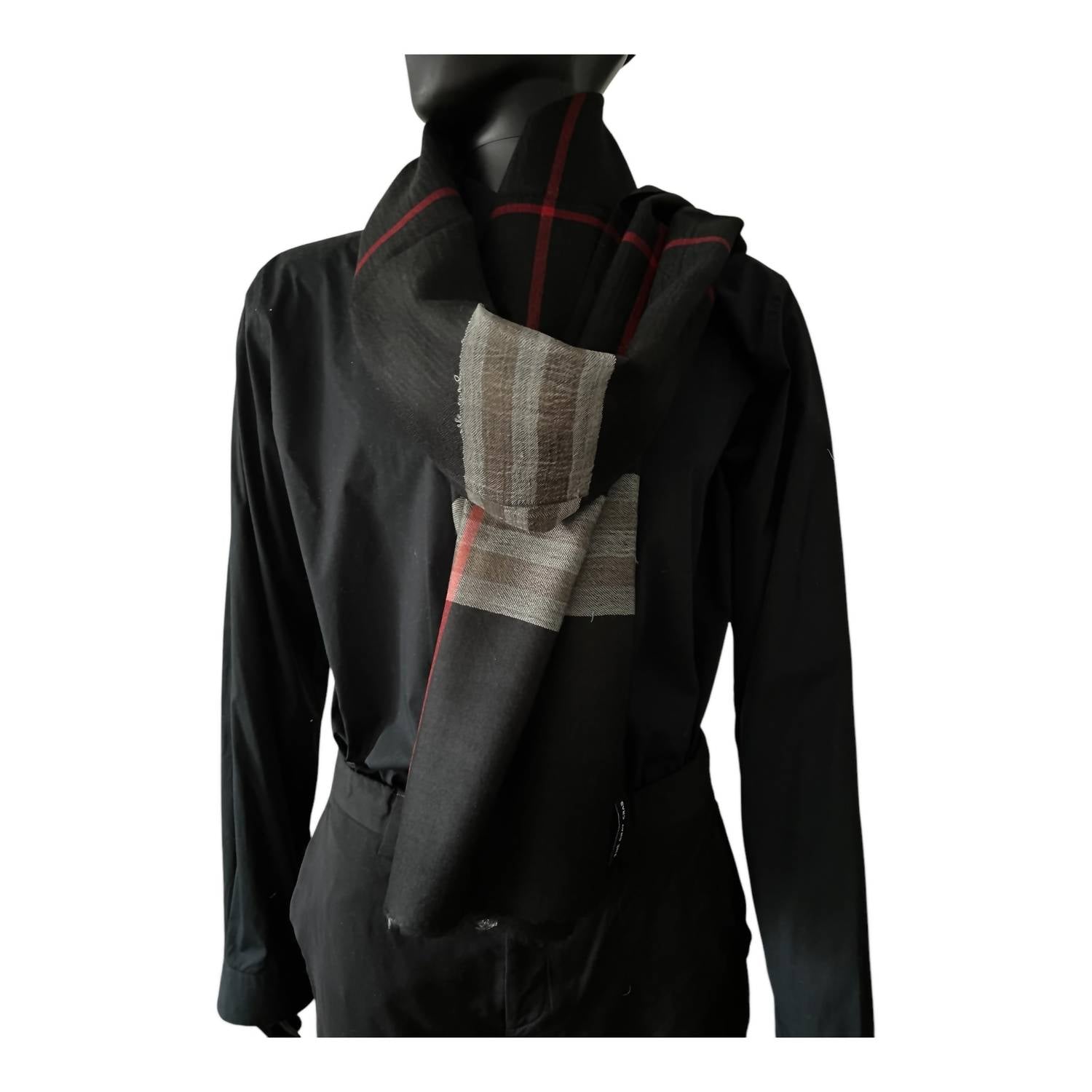 The Gray Crab - Classic Regal Plaid Scarf