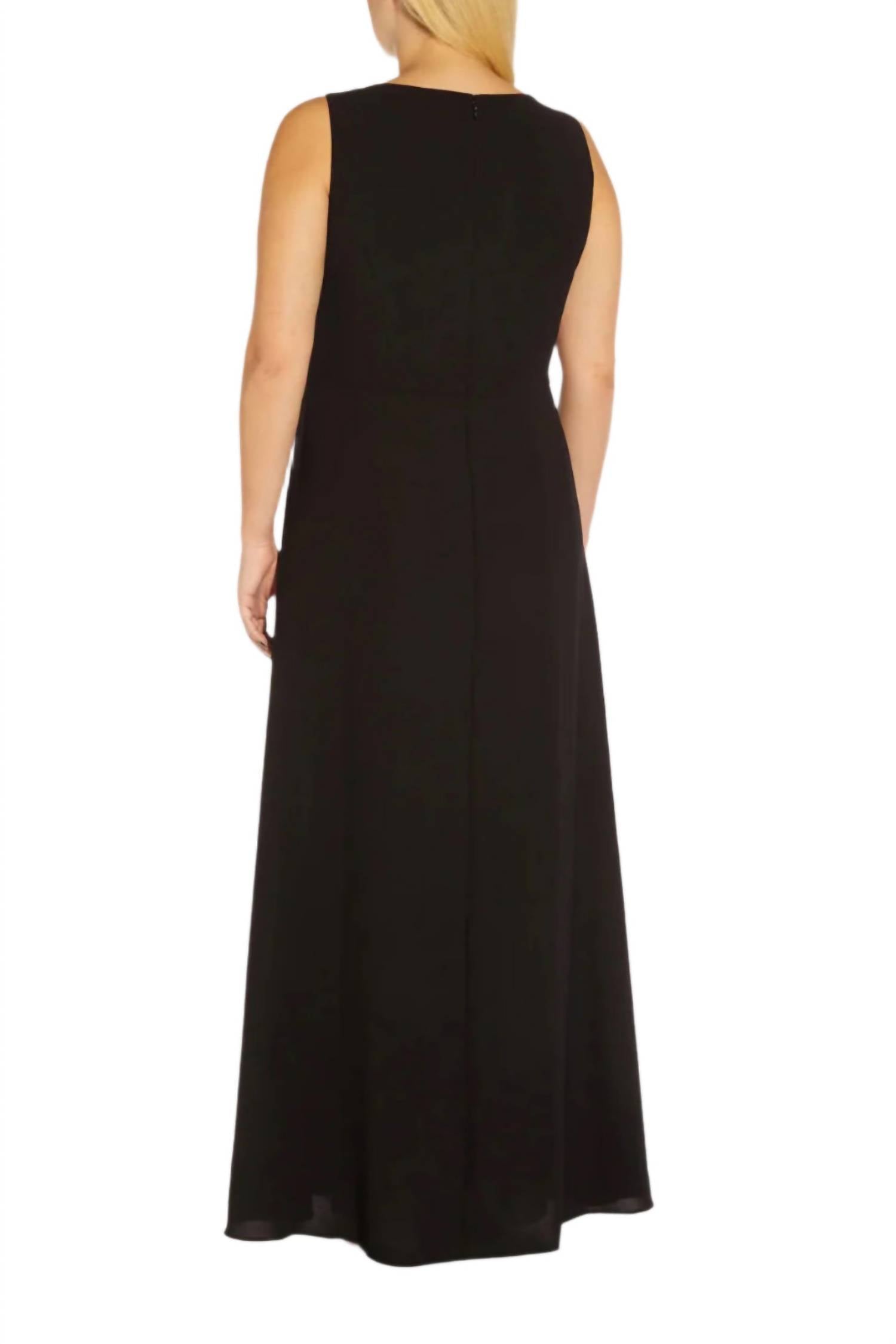 Adrianna Papell - Crew Neck Sleeveless Jumpsuit With Skirt Overlay