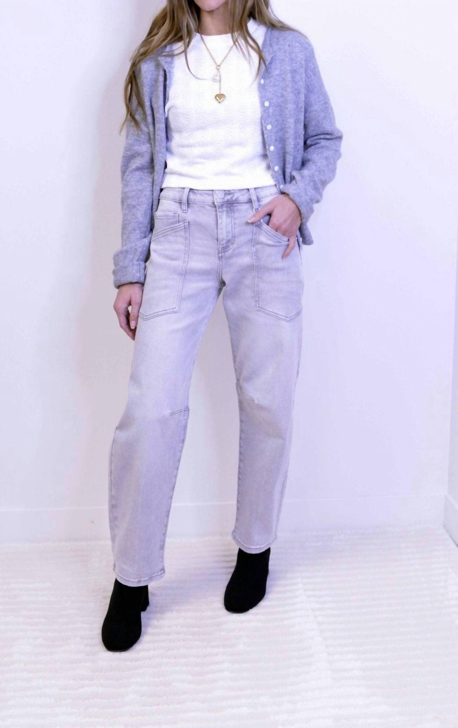 Risen - Patch Pocket Barrel Jeans