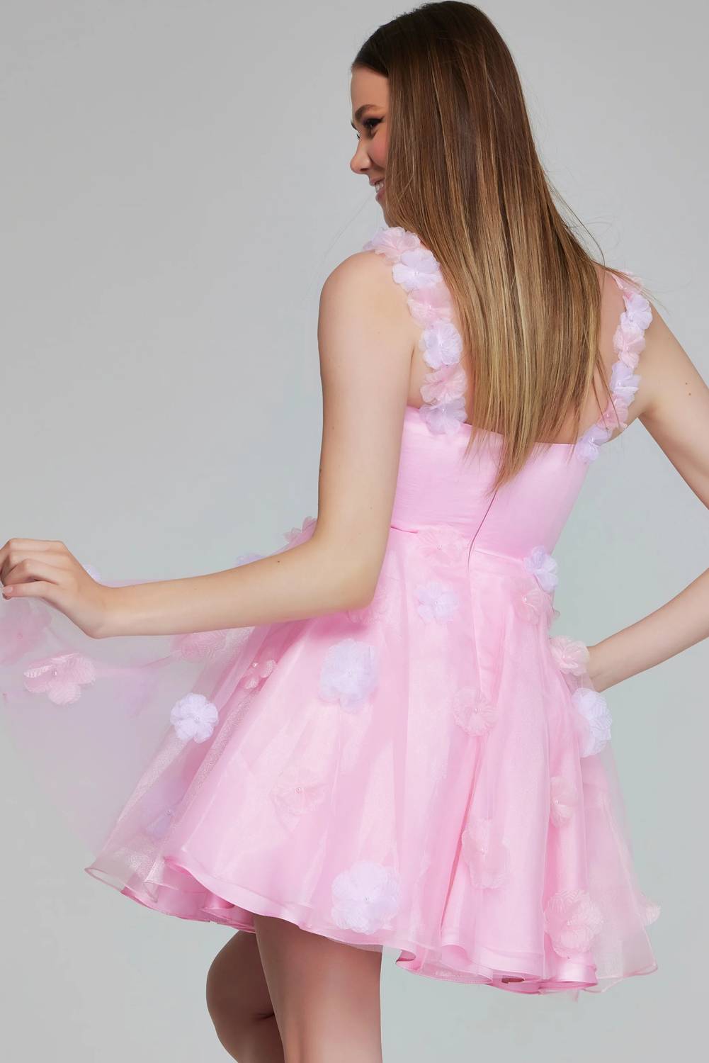Jovani - Floral Appliqué Short Dress
