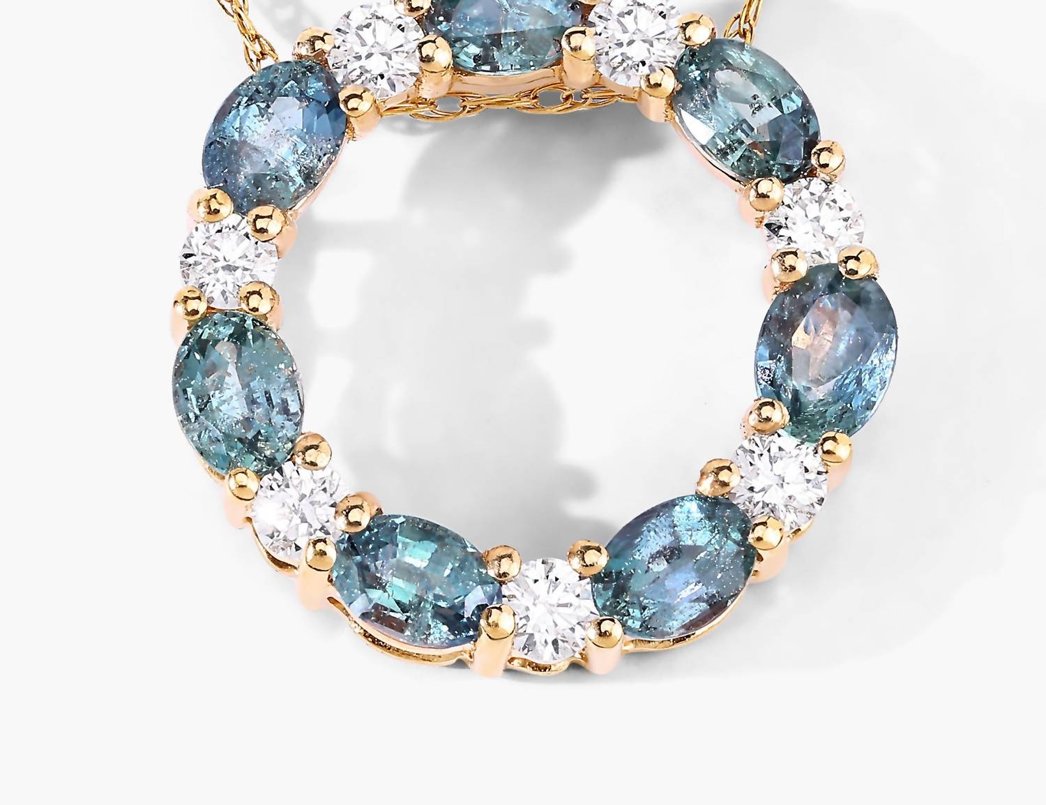 Diana M Jewels - Women's Natural Alexandrite Oval Pendant Necklace (1.12 Ct) - Petite