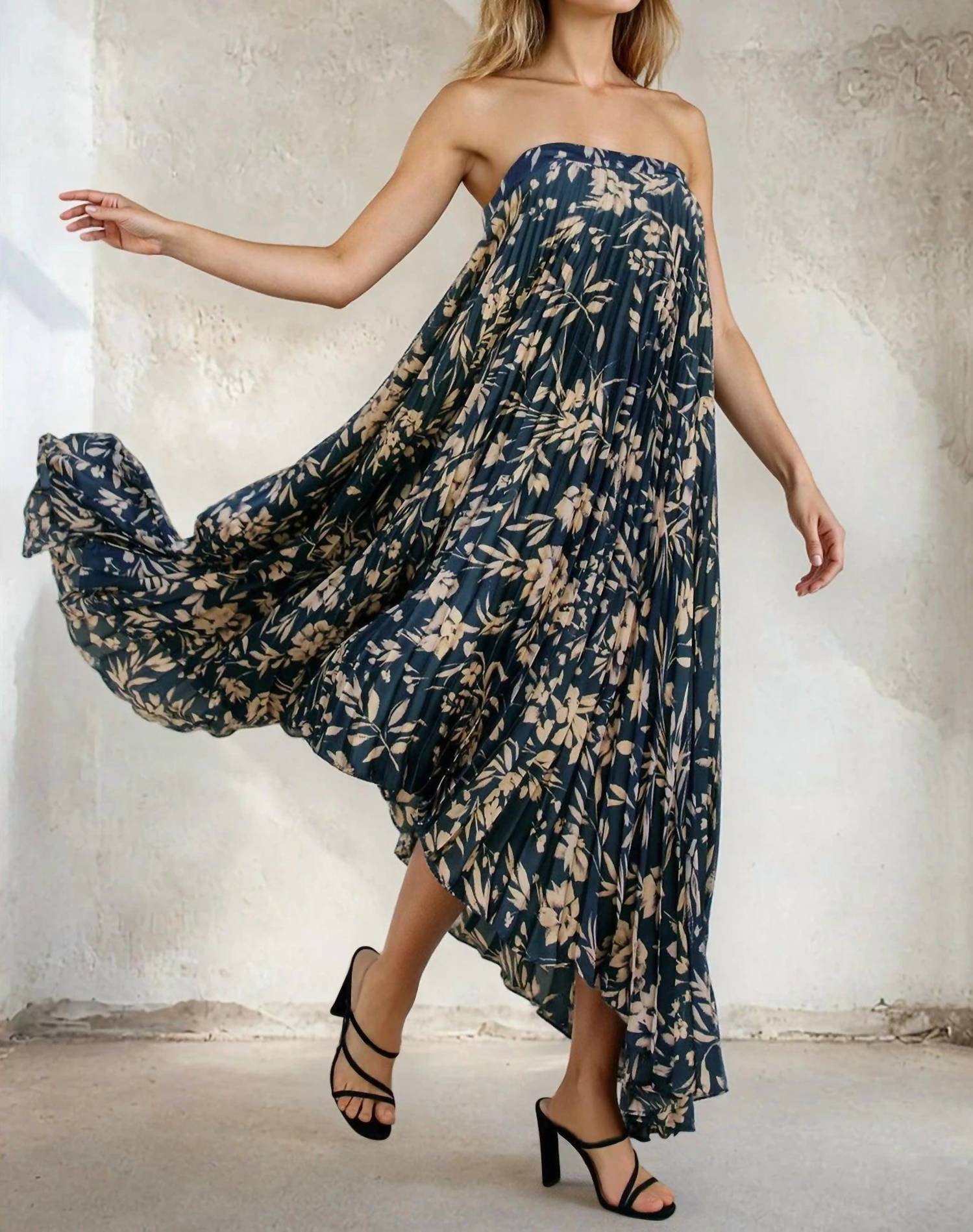 Dress Forum - Yaneth Floral Asymmetrical Maxi Dress