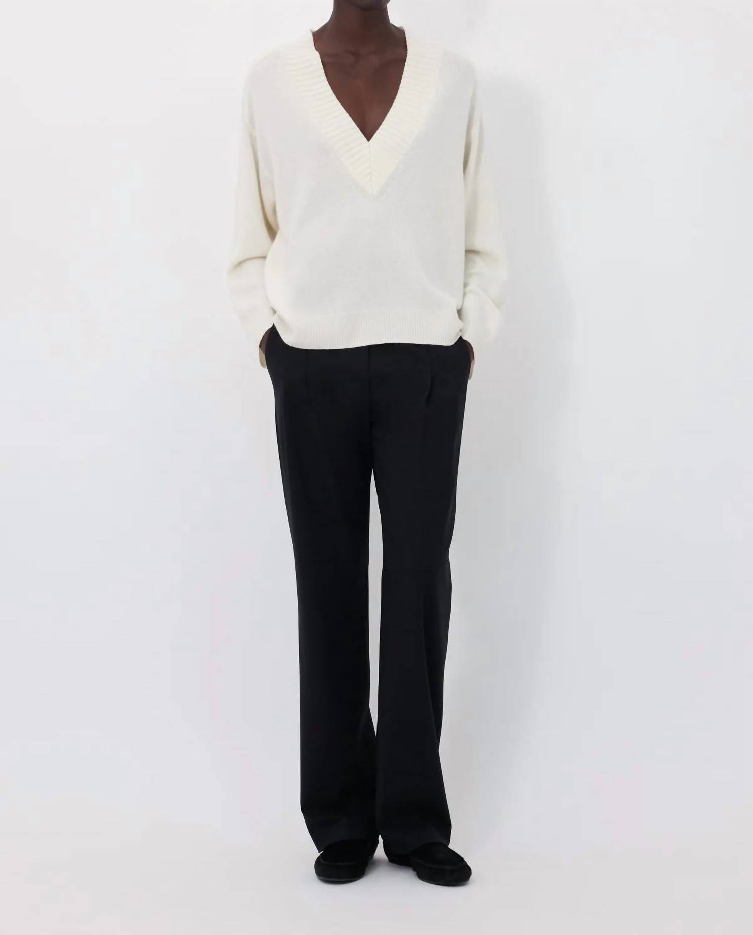 Loulou De Saison - Sage Cashmere V Neck Sweater