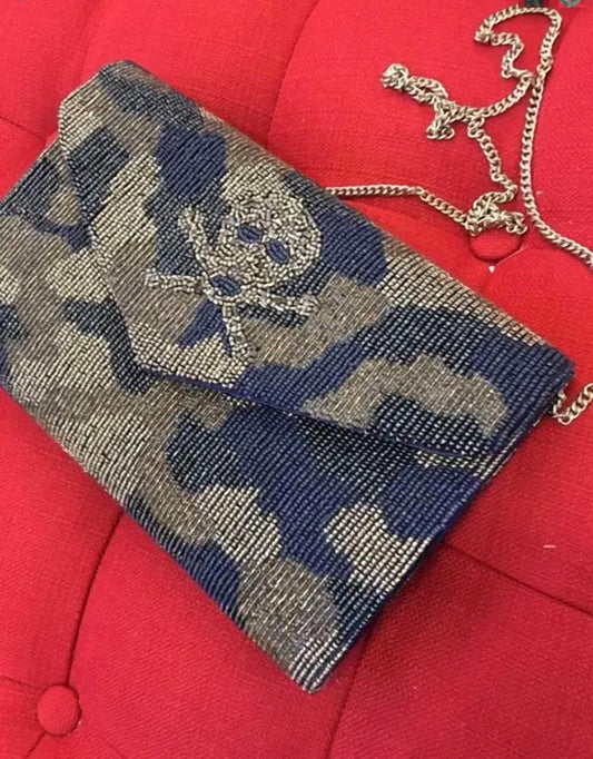 Beaded Handbag Skull & Bones