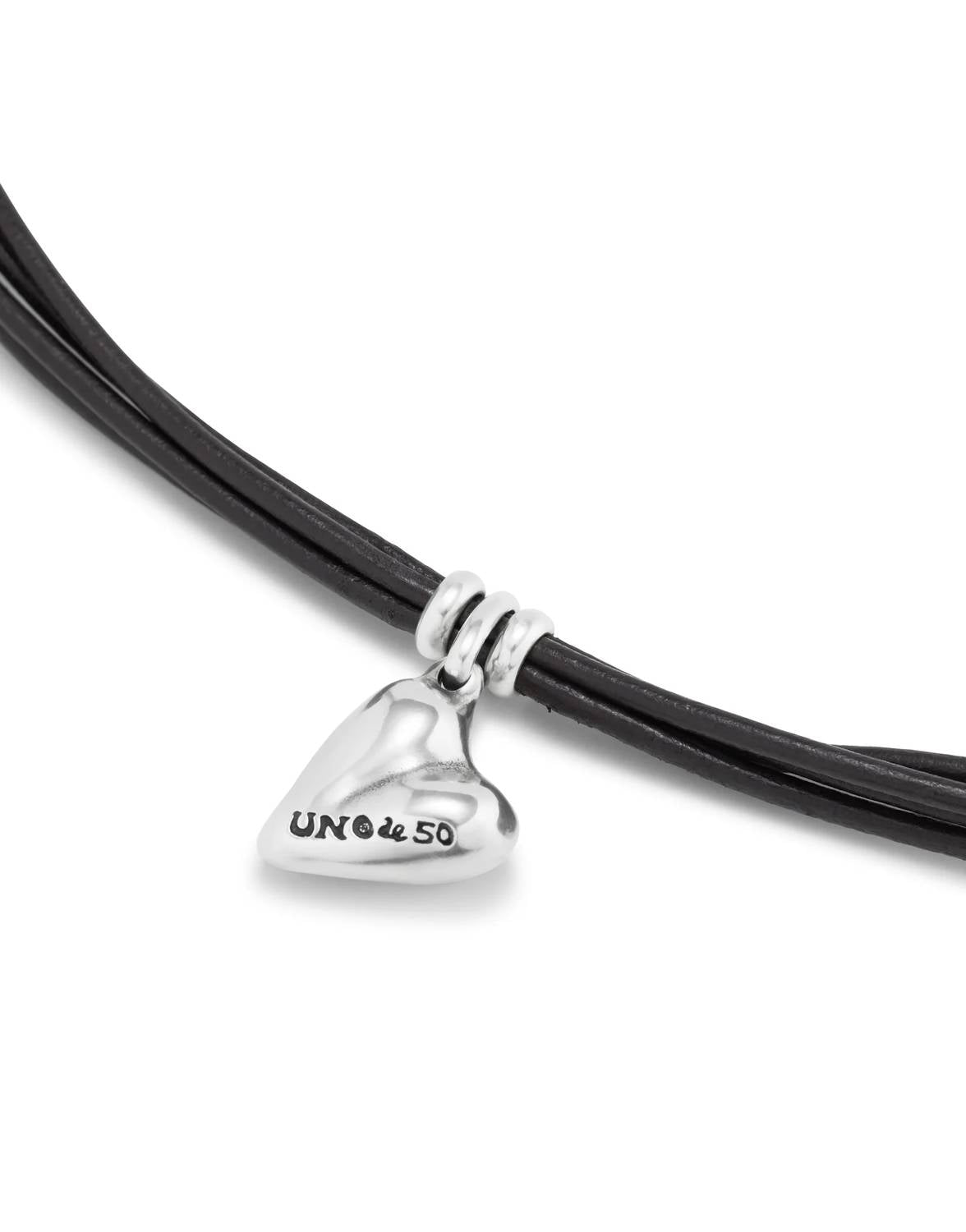 Unode50 - Leather Bracelet With A Heart Charm