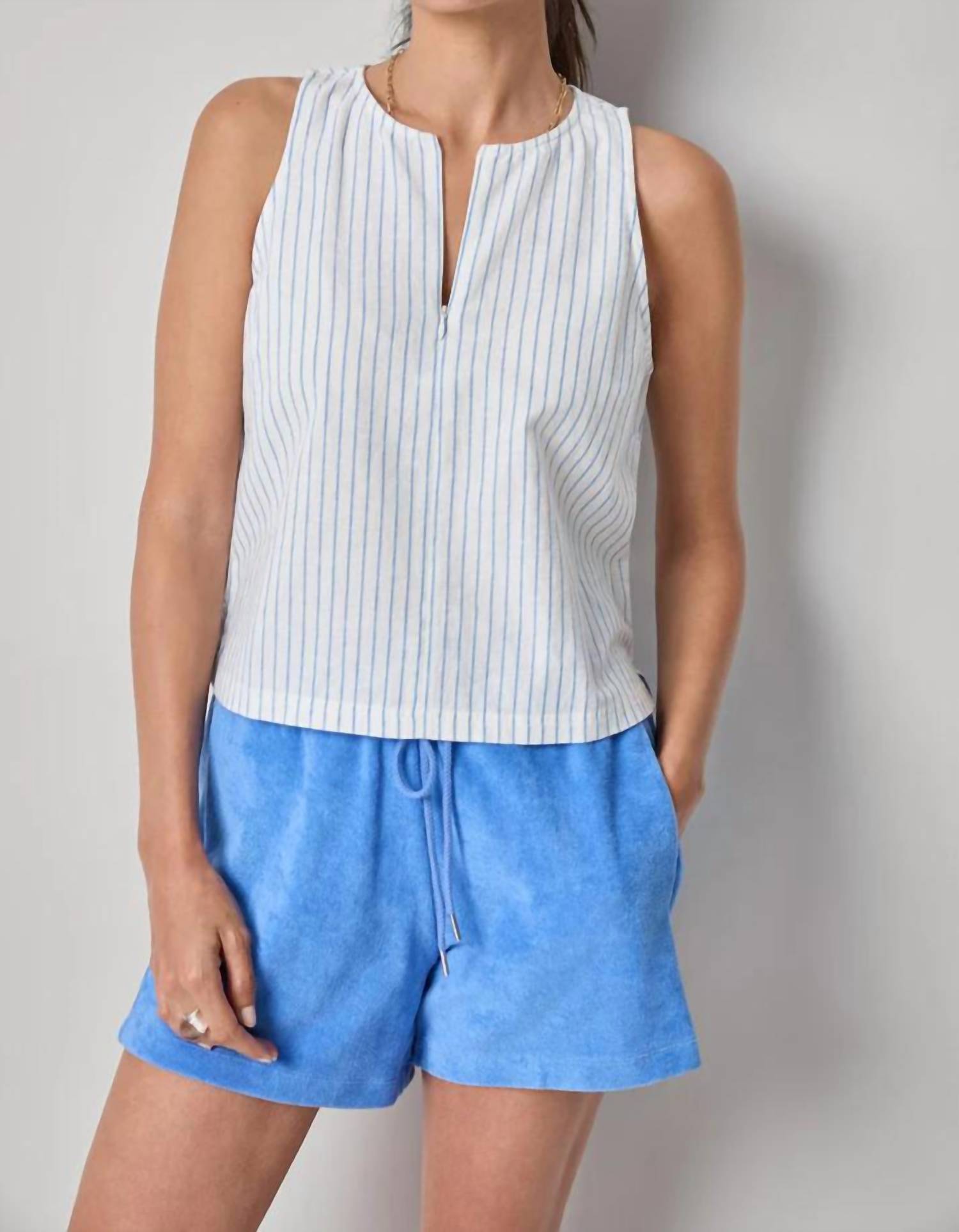 Lilla P - Sleeveless Zip Top