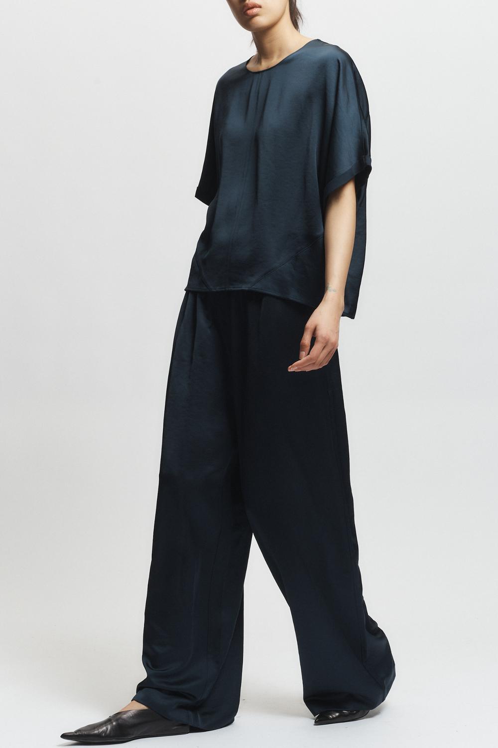 Saint Art - Maeve Dolman Blouse