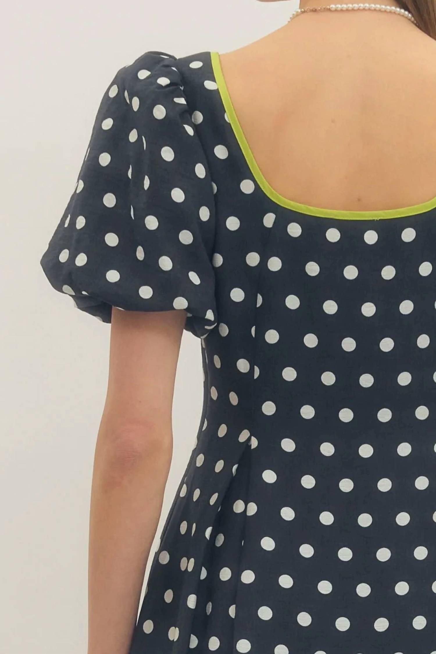 Entro - Polka Dot Puff Sleeve Midi Dress