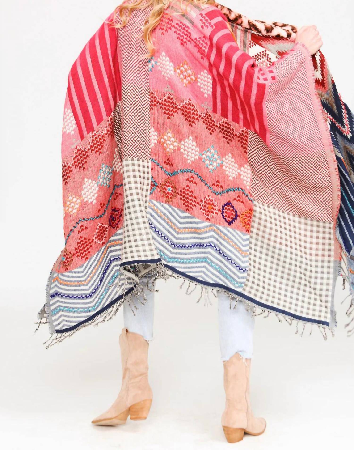 Aratta - Noble Blanche Poncho