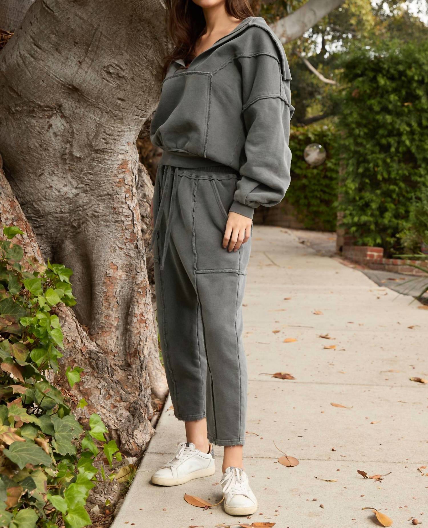People Of Leisure - Ryanne Sweatshirt