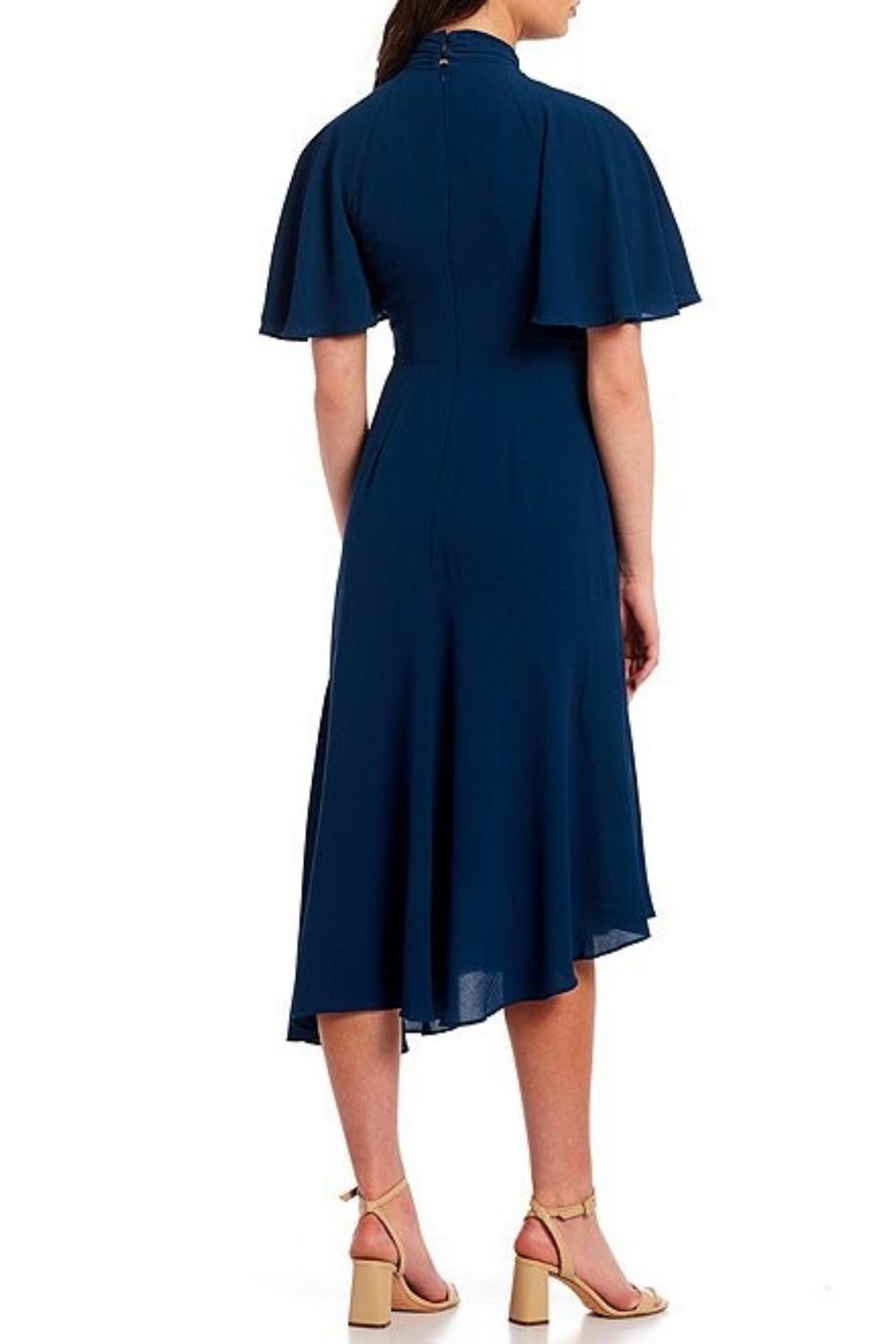 Maggy London - Twist Mock Neck Flutter Sleeve Midi Dress
