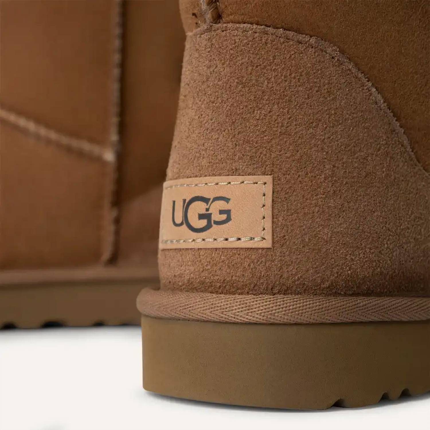 Ugg - Women's Classic Short II Boot