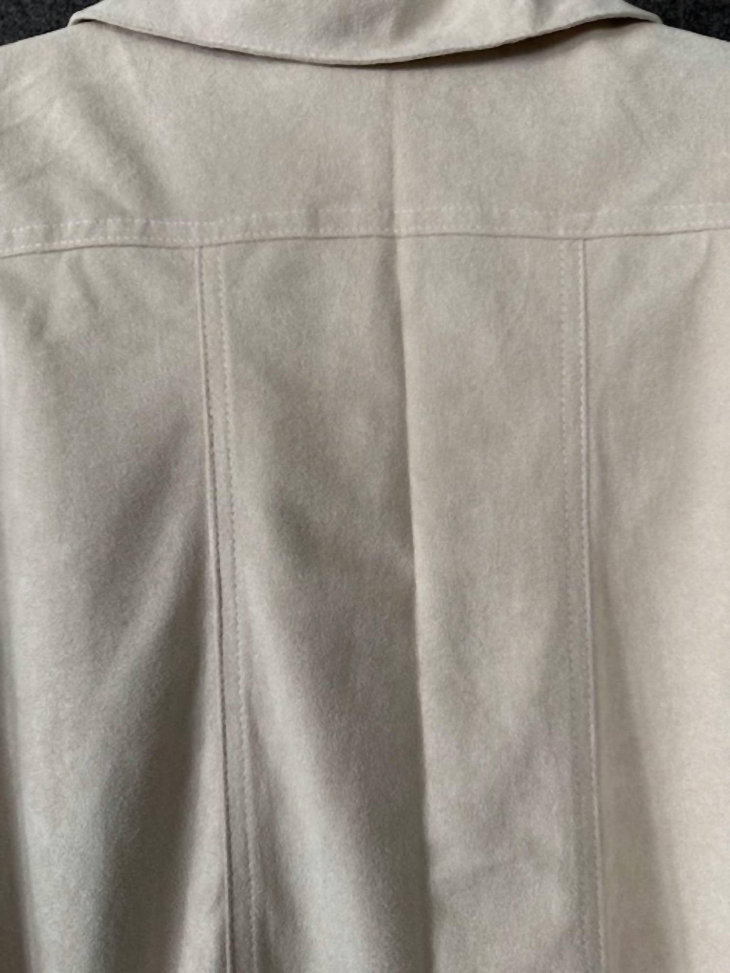 Origami - Women's Faux suede top button up