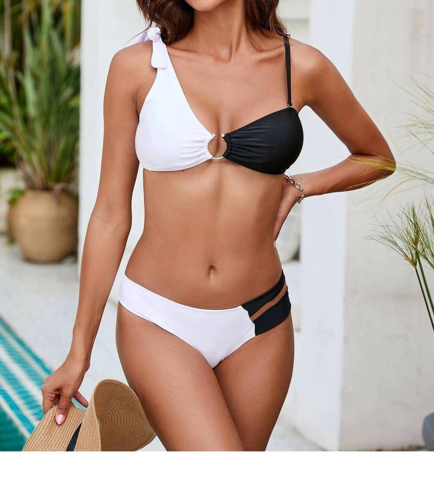 Petite Plume - Cutout Piece Bikini