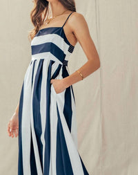 Urban Daizy - Striped Smocked Back Dress