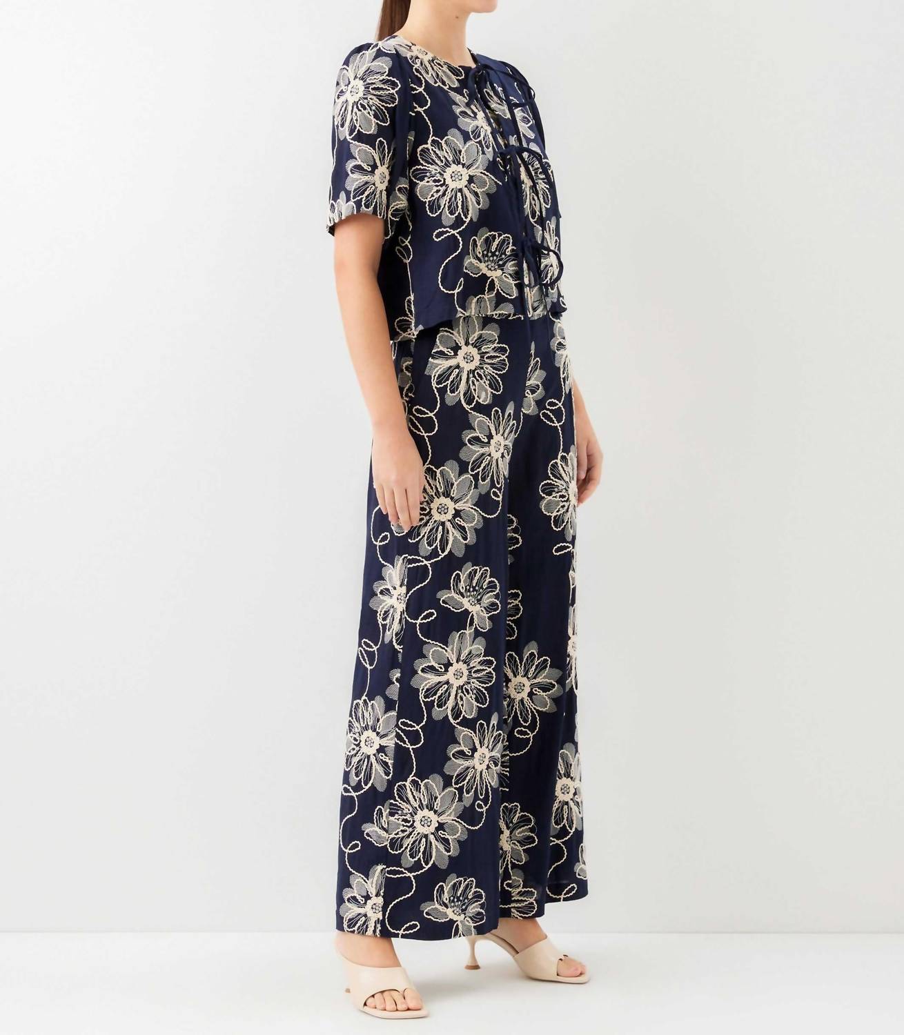 Fifteen Twenty - Women's Nadine Embroidered Bow Detail Top
