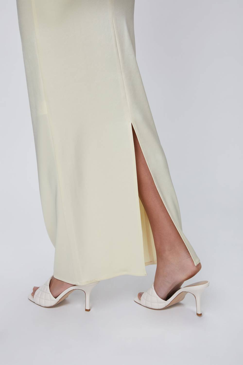 FLOOR LENGTH SKIRT