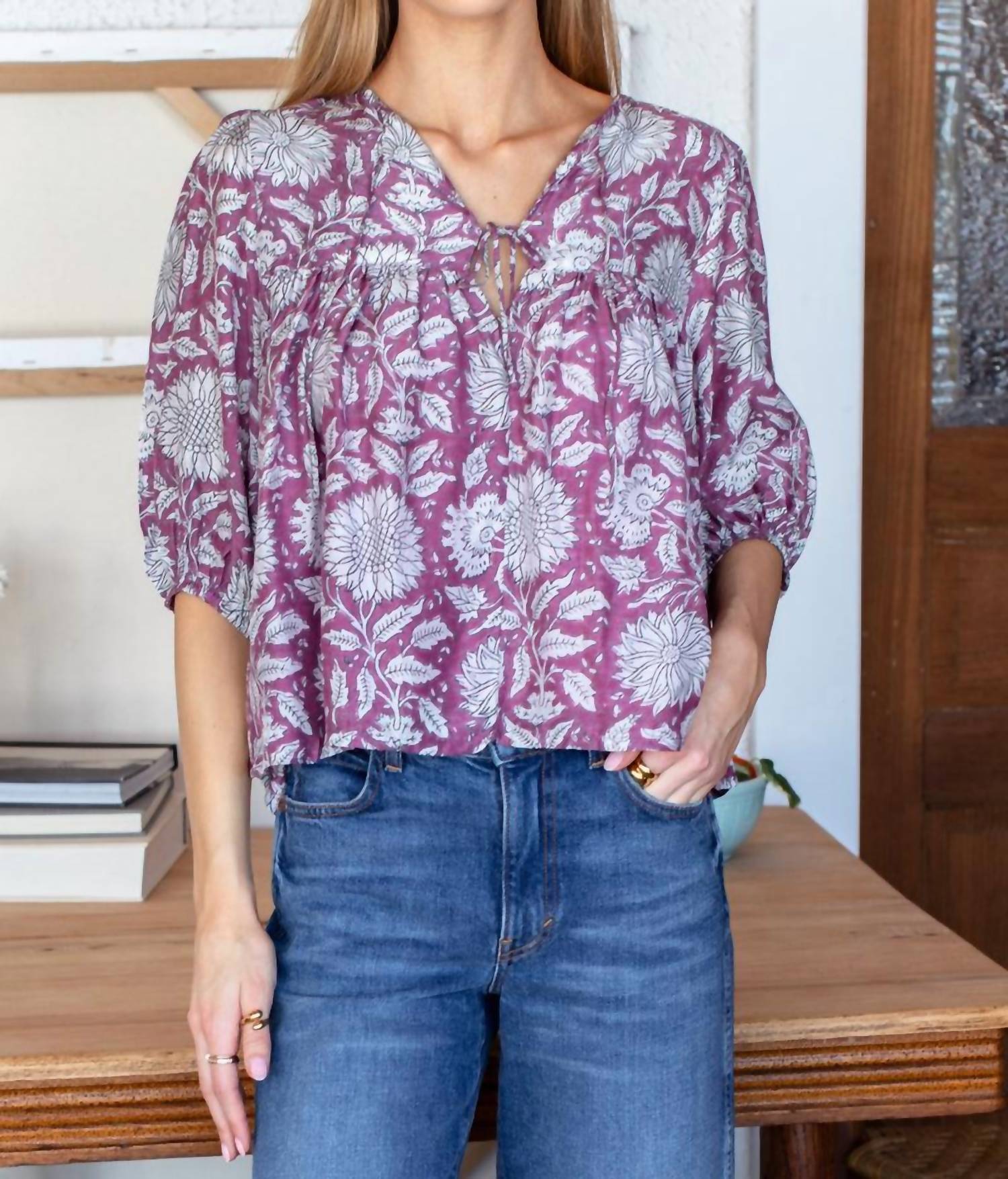 Love Tomas - Puff Isla V-neck Top