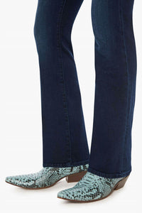 Mother Mid Rise Smokin Skimp Flared Leg Jeans in karaoke in kyoto - women's jeans - view 4