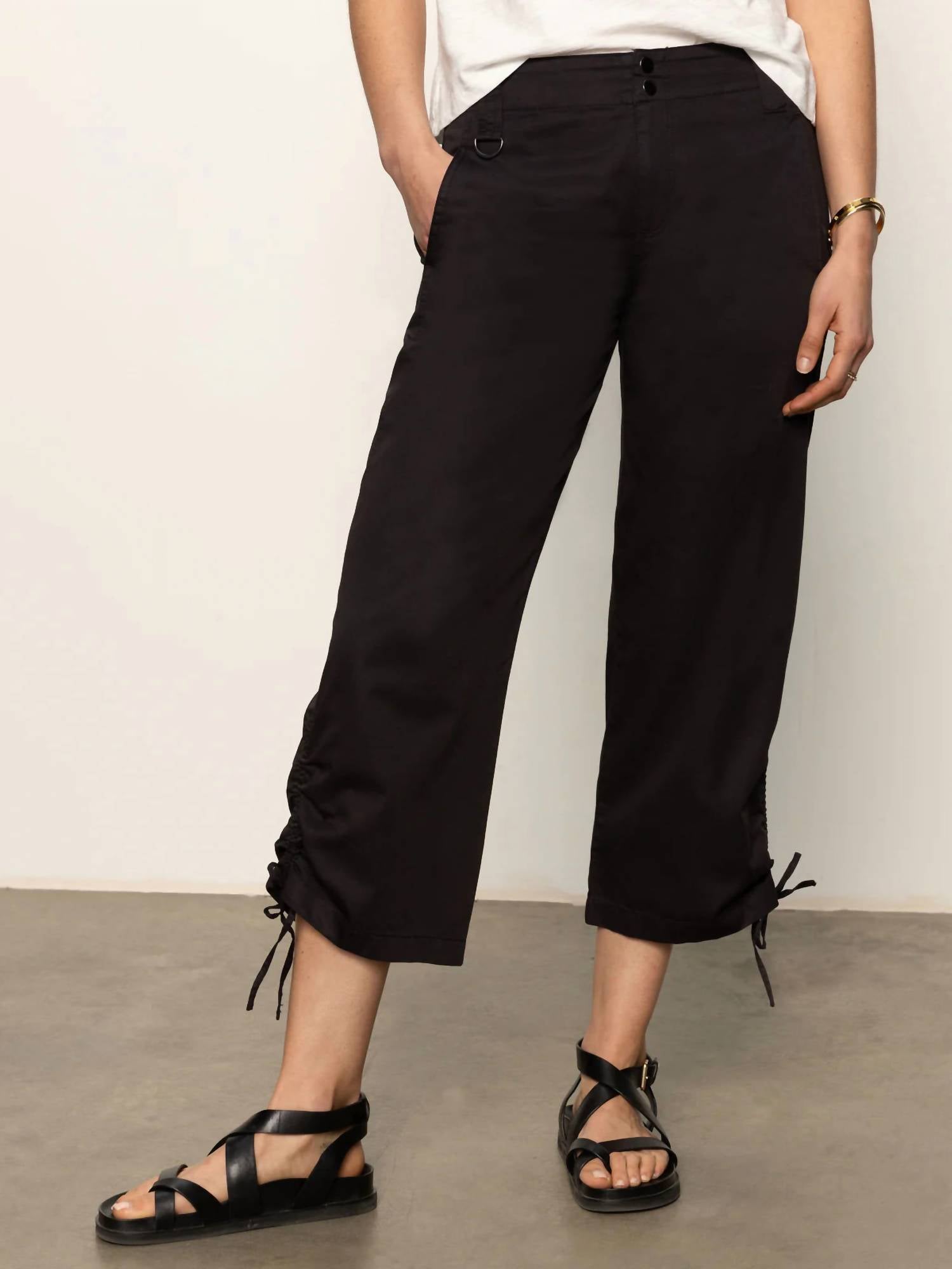 Sanctuary - Utility Capri