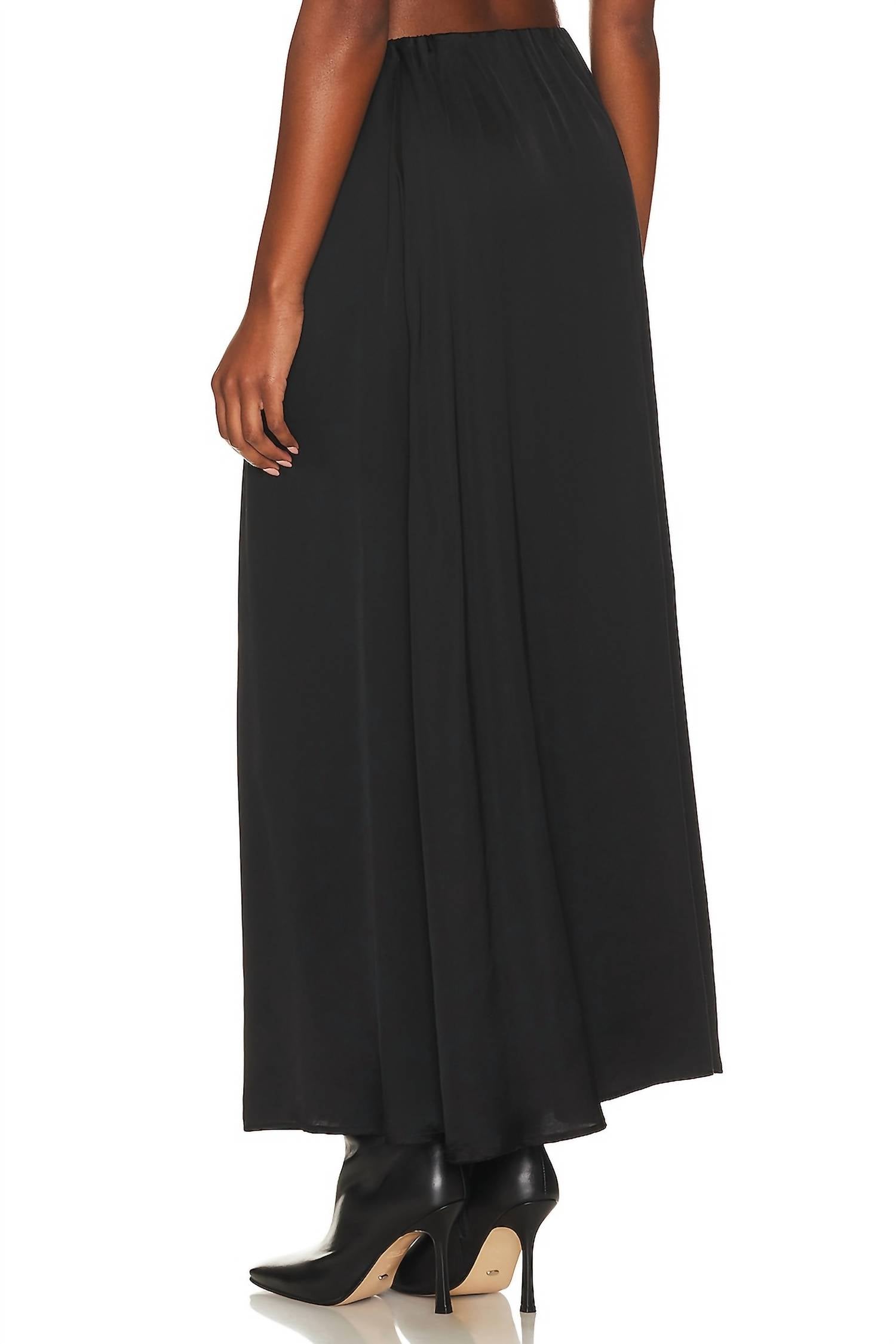 Donni. - Silky Simple Skirt