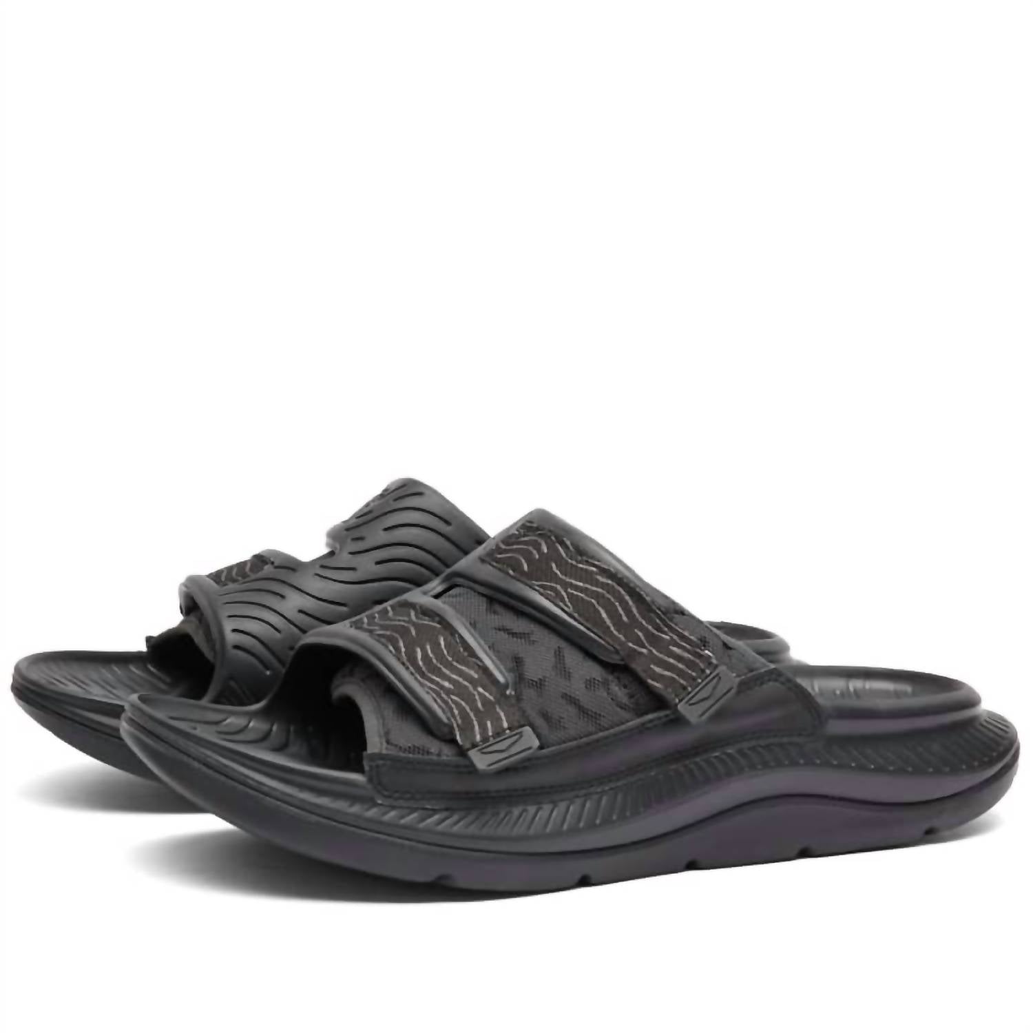 Hoka Ora Luxe Slipper in black black - men's loafer - detail view