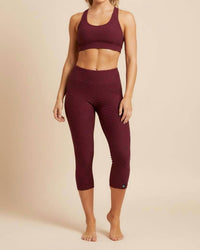 BBrazil Clothing Basket Weave Jacquard Capri Leggings in merlot - women's pants