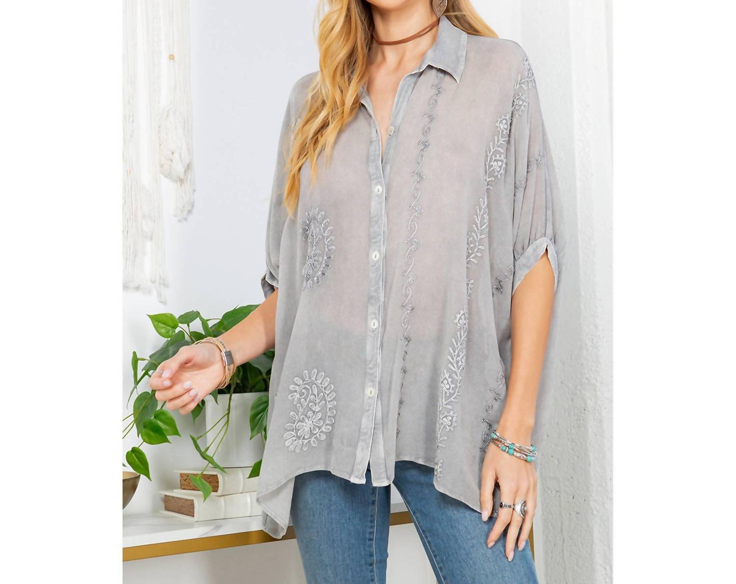 Young Threads - Kimono-inspired Dolman Sleeve Western Blouse