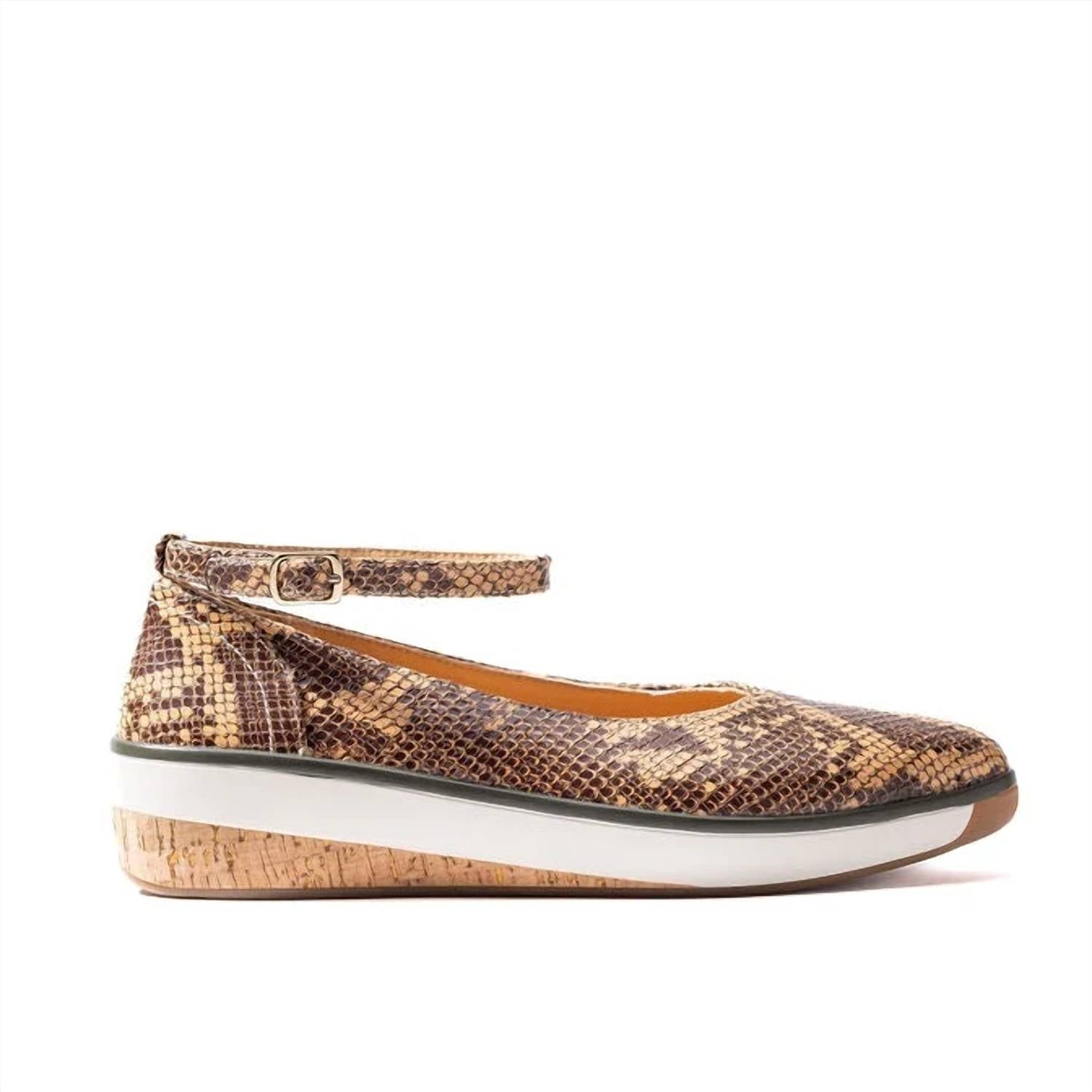 Soleni Shoes - Women's Ruth Flat