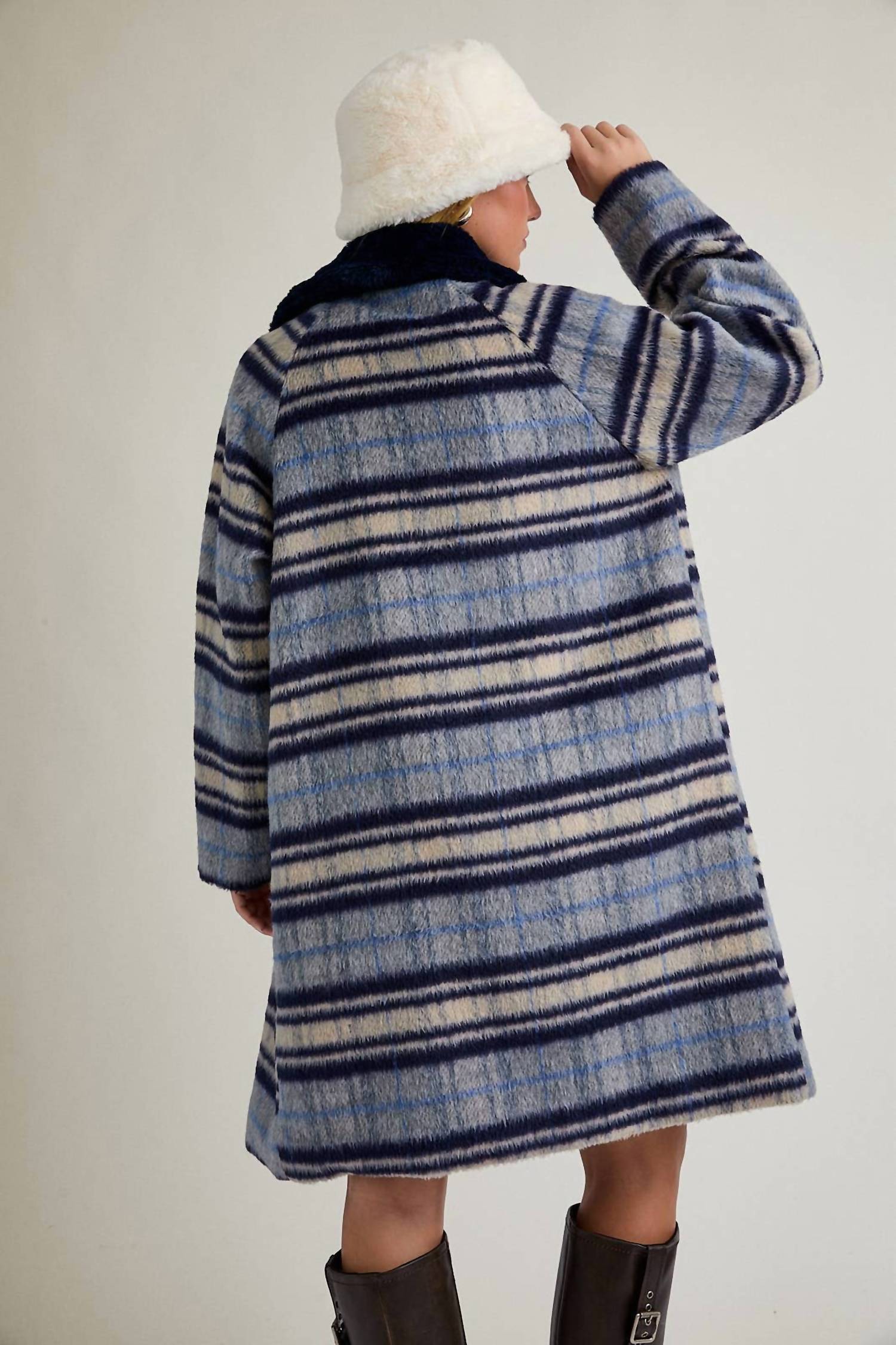 Le Lis - A-line Plaid Coat