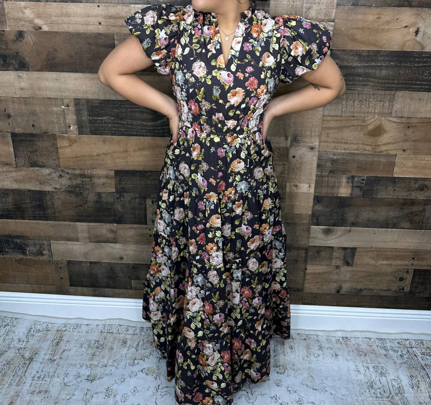 Entro - Floral Tiered Midi Dress