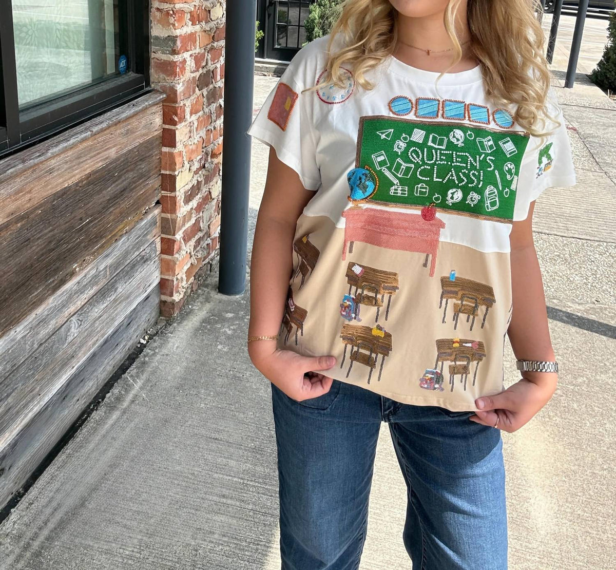 Queen Of Sparkles - Classroom Scene Tee