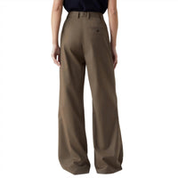 CLOSED Women's Nanton Flannel Pant in golden wood - women's pants - detail view