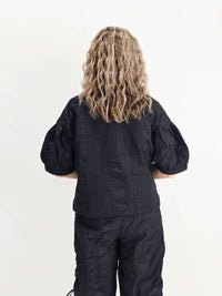 Noen - Crinkle Tie Short Sleeve Blouse