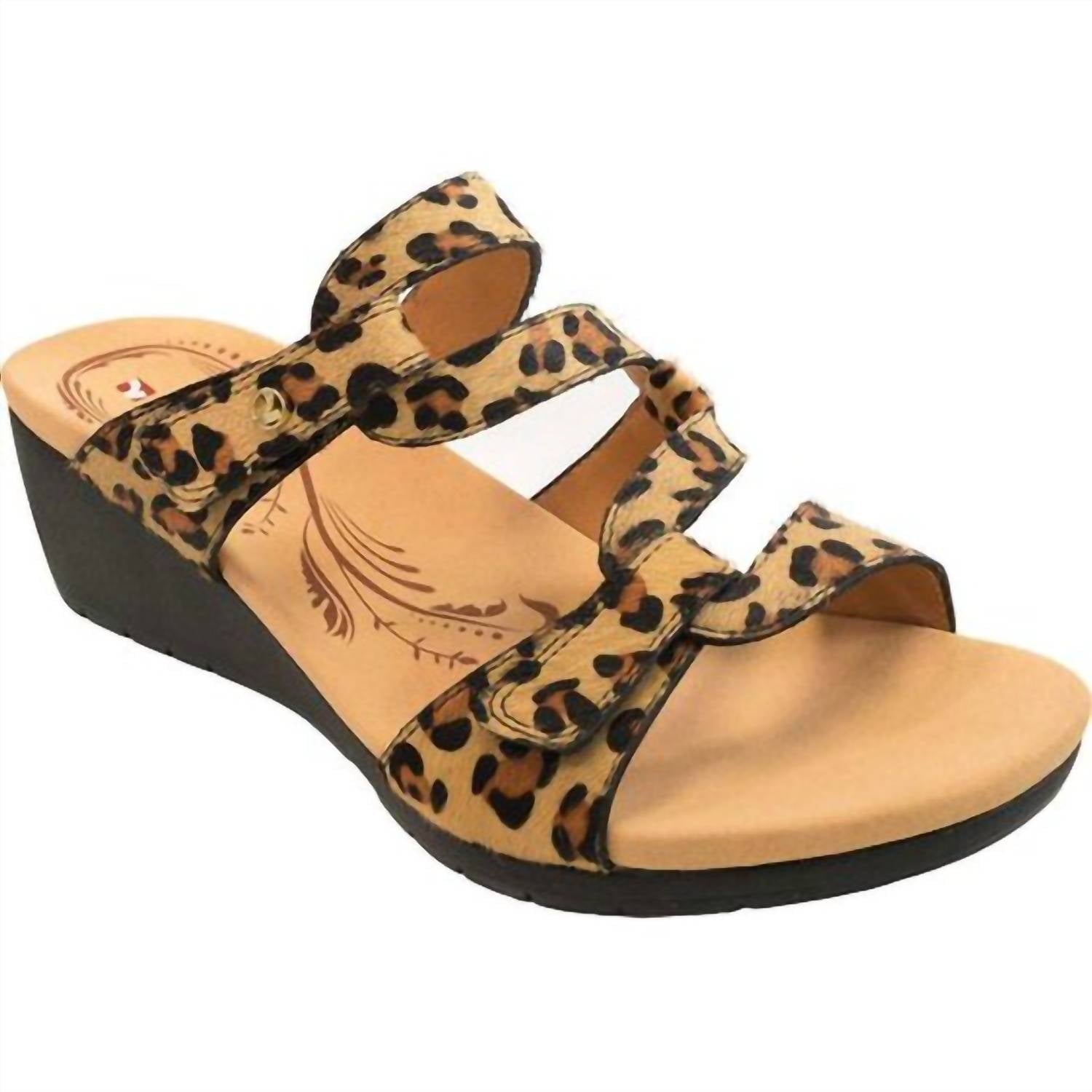 Revere - Women's Sofia Sandal