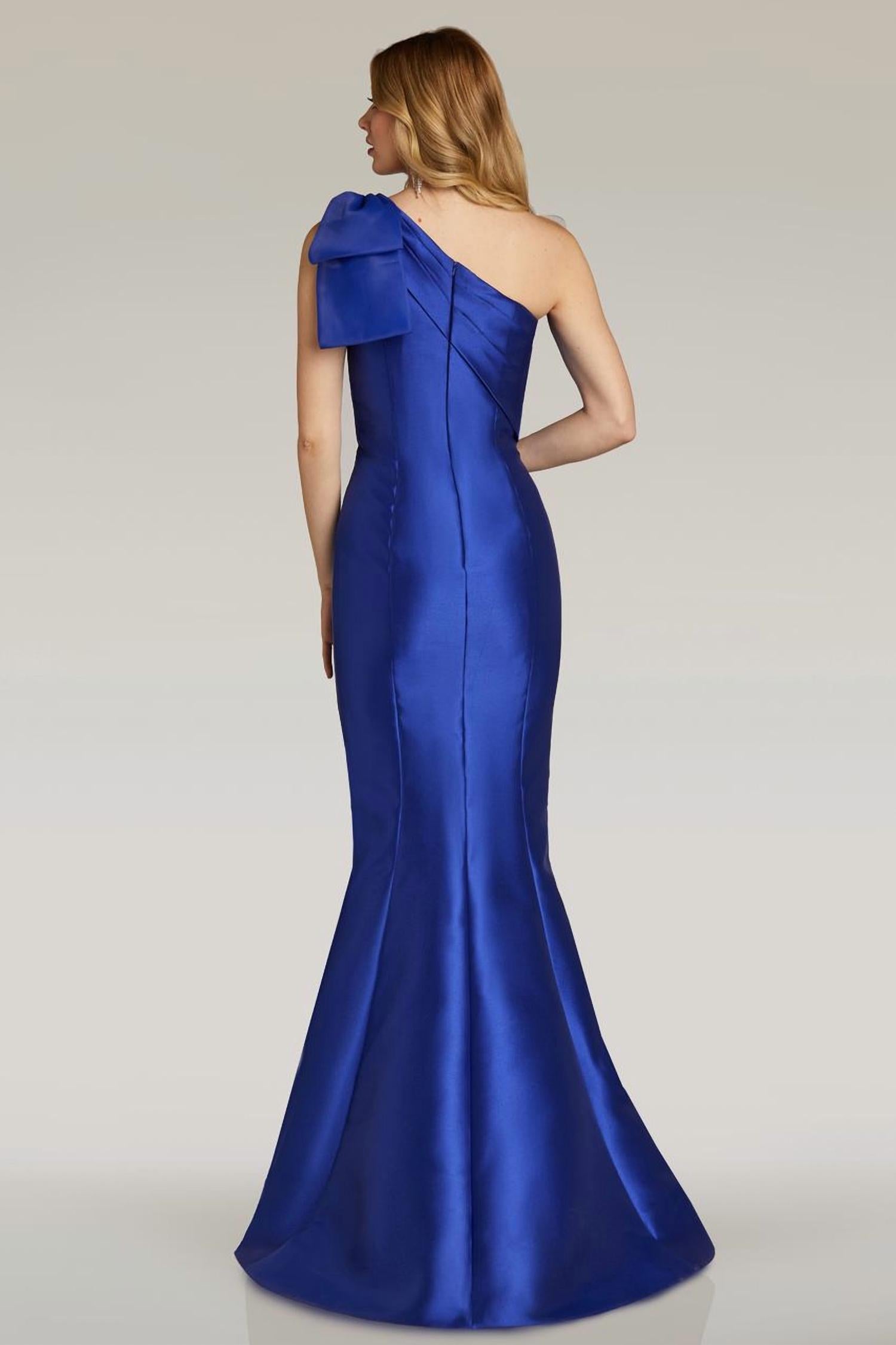 Gia Franco Elegant Asymmetrical Neck One Shoulder Evening Dress in royal - women's dress - detail view