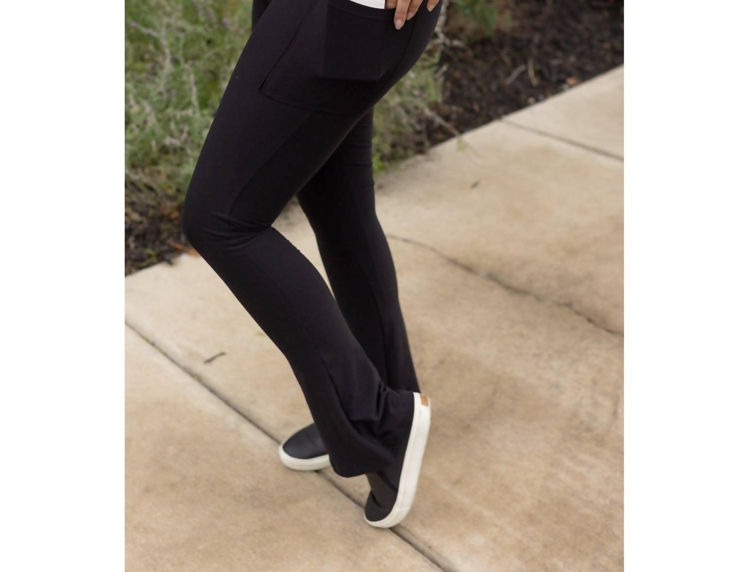 Julia Rose - Fiona Flare Leggings With Pockets