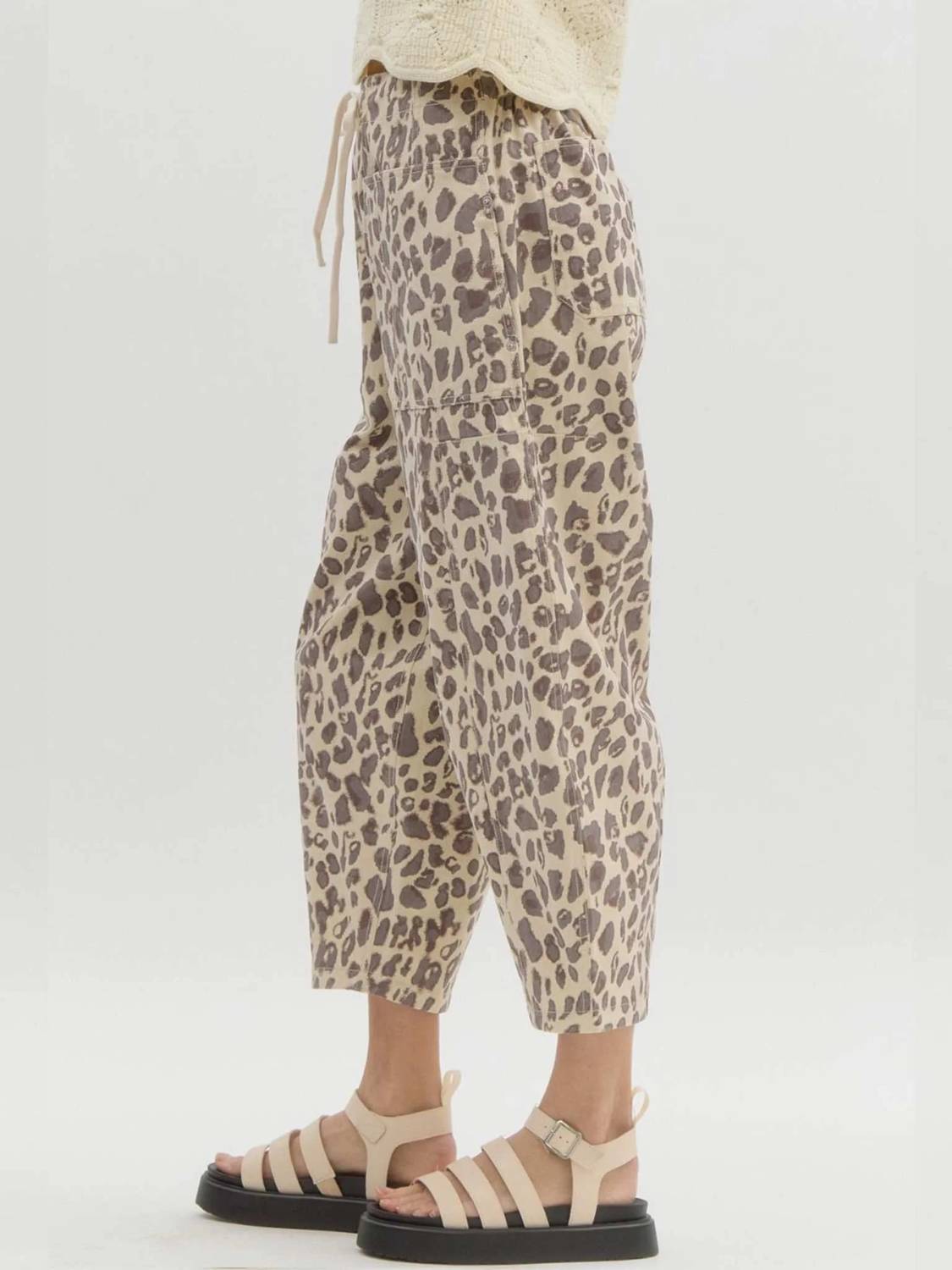 Entro - Leopard Pattern Mid-rise Balloon Pants