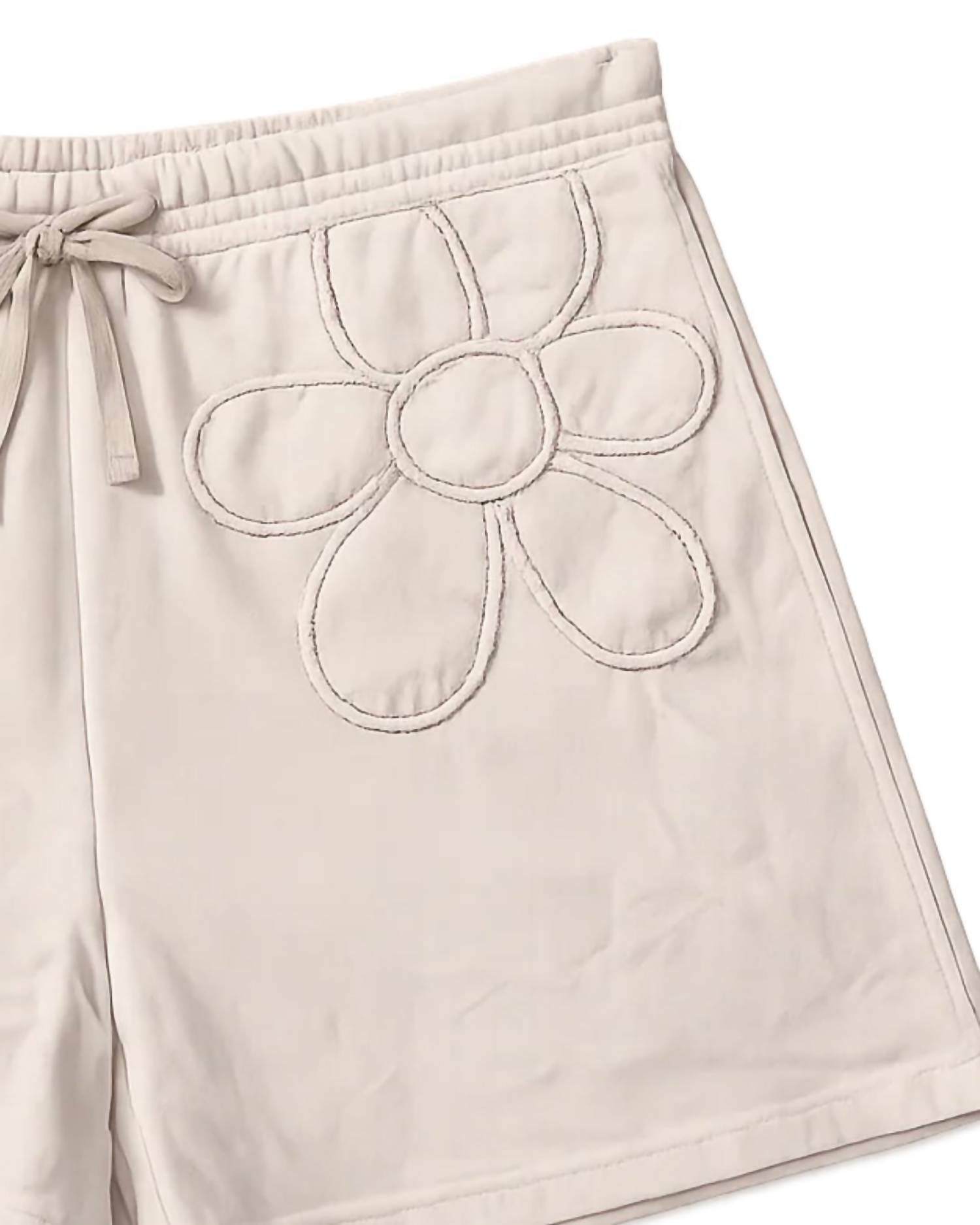 Easel - Women's Hadley Flower Patch Detail Shorts