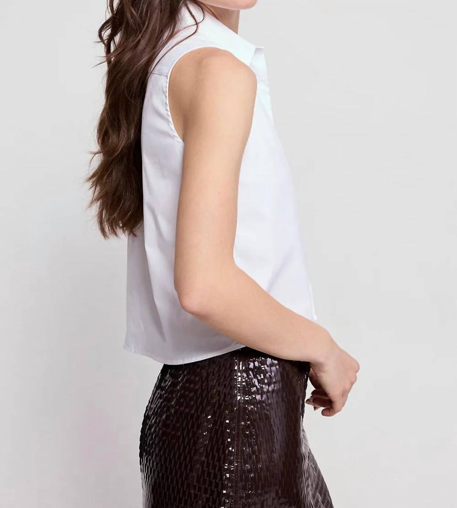 The Shirt - The Boxy Sleeveless Shirt