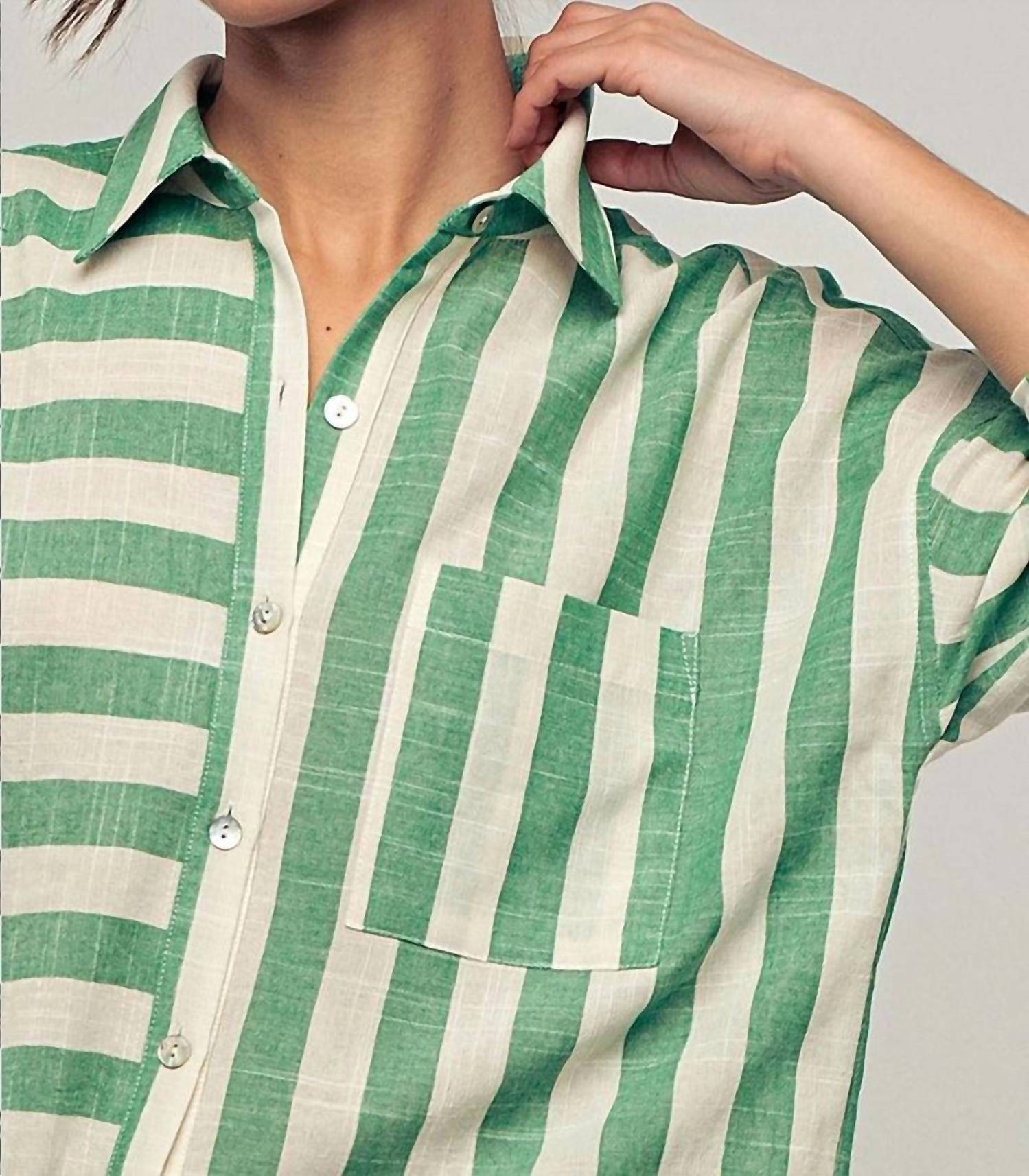 Urban Daizy - Oversized Button Down Top