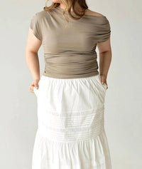 Le Lis - Slow Living Eyelet Tiered Maxi Skirt With Pockets