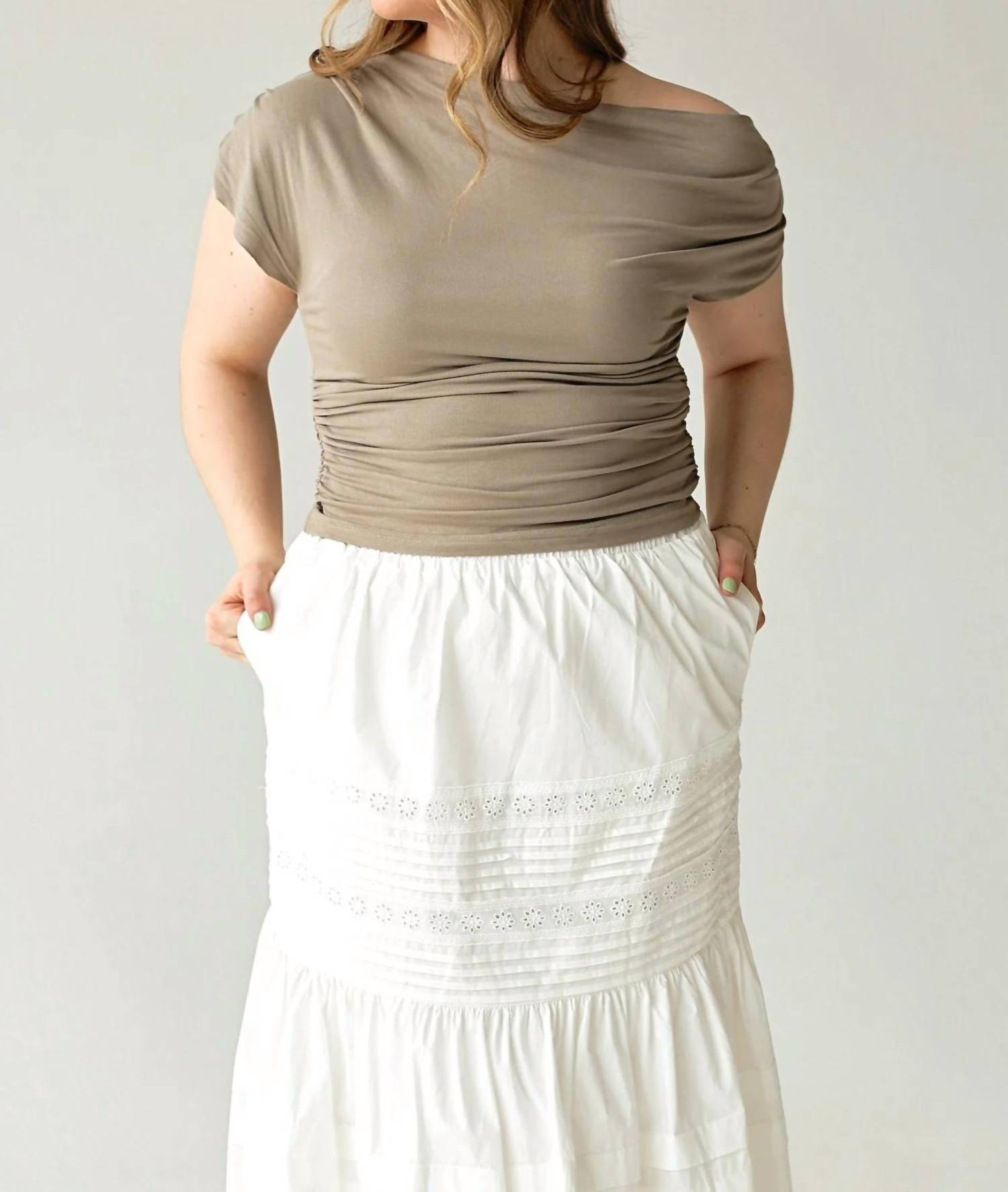 Le Lis - Slow Living Eyelet Tiered Maxi Skirt With Pockets