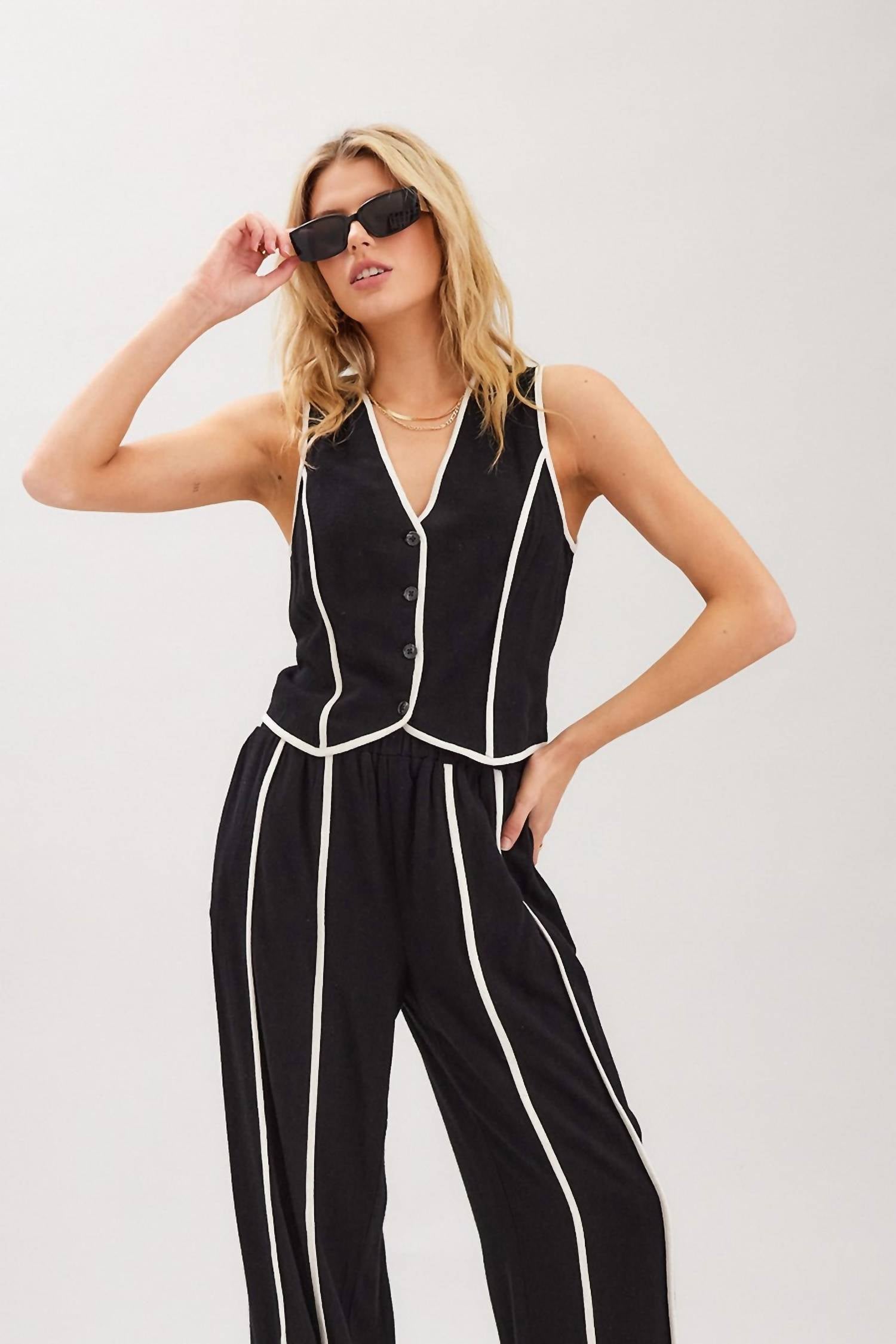 Illa Illa - Marni Linen Contrast Binding Vest