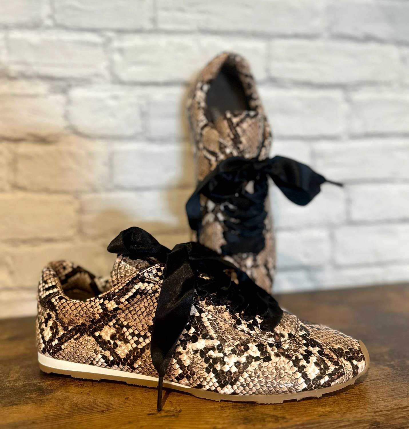 Jeffrey Campbell - Women's Winged Sneaker