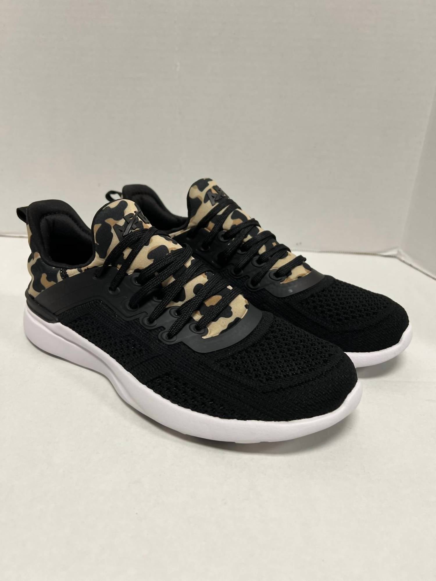 Apl - Women's Techloom Tracer