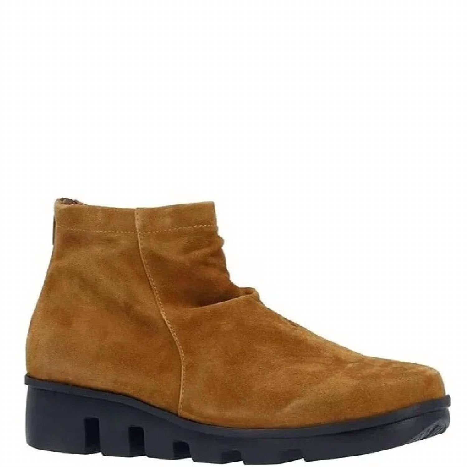 L'Amour Des Pieds - Women's Hadirat Booties