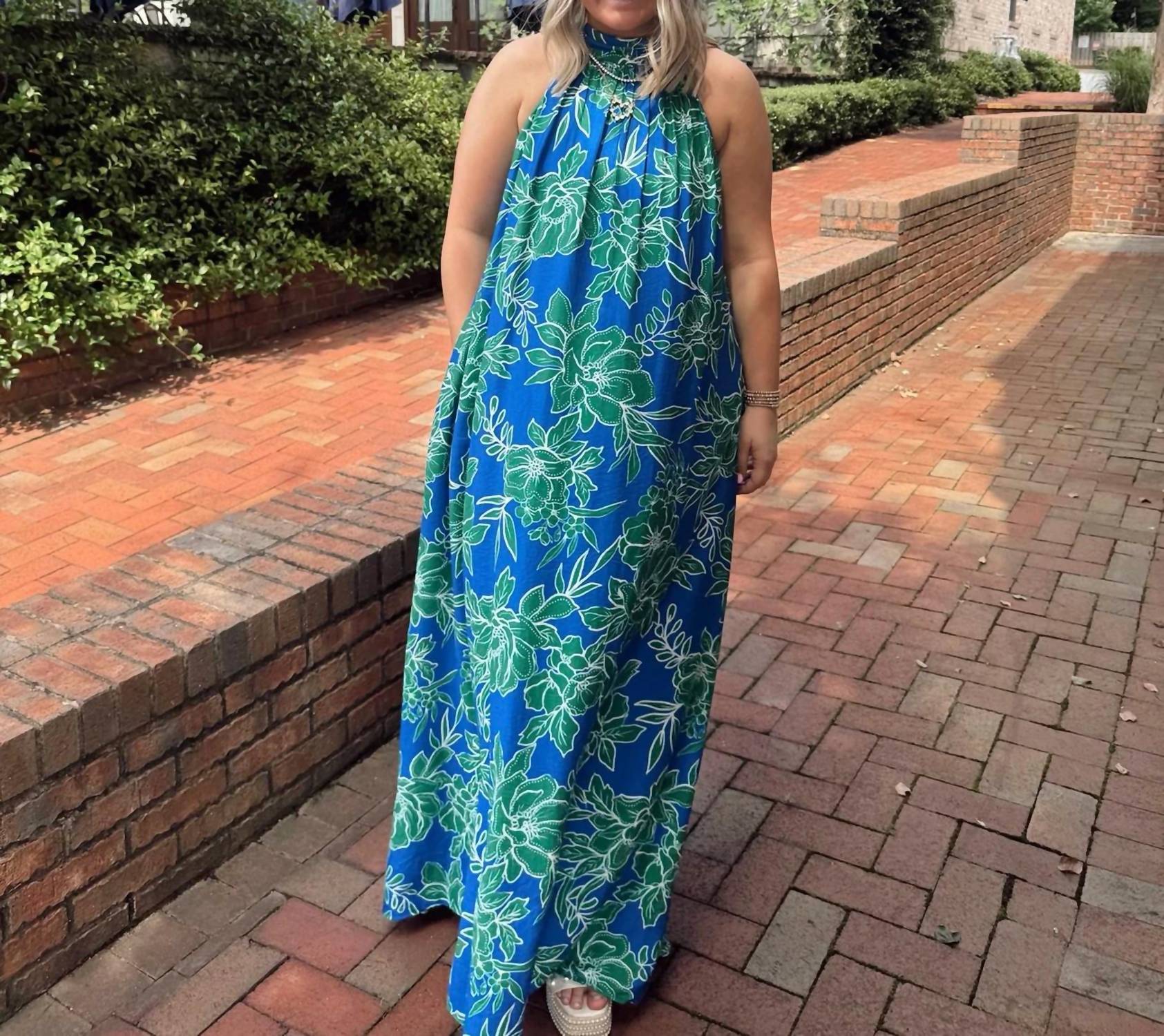 Entro - Halter Maxi Dress